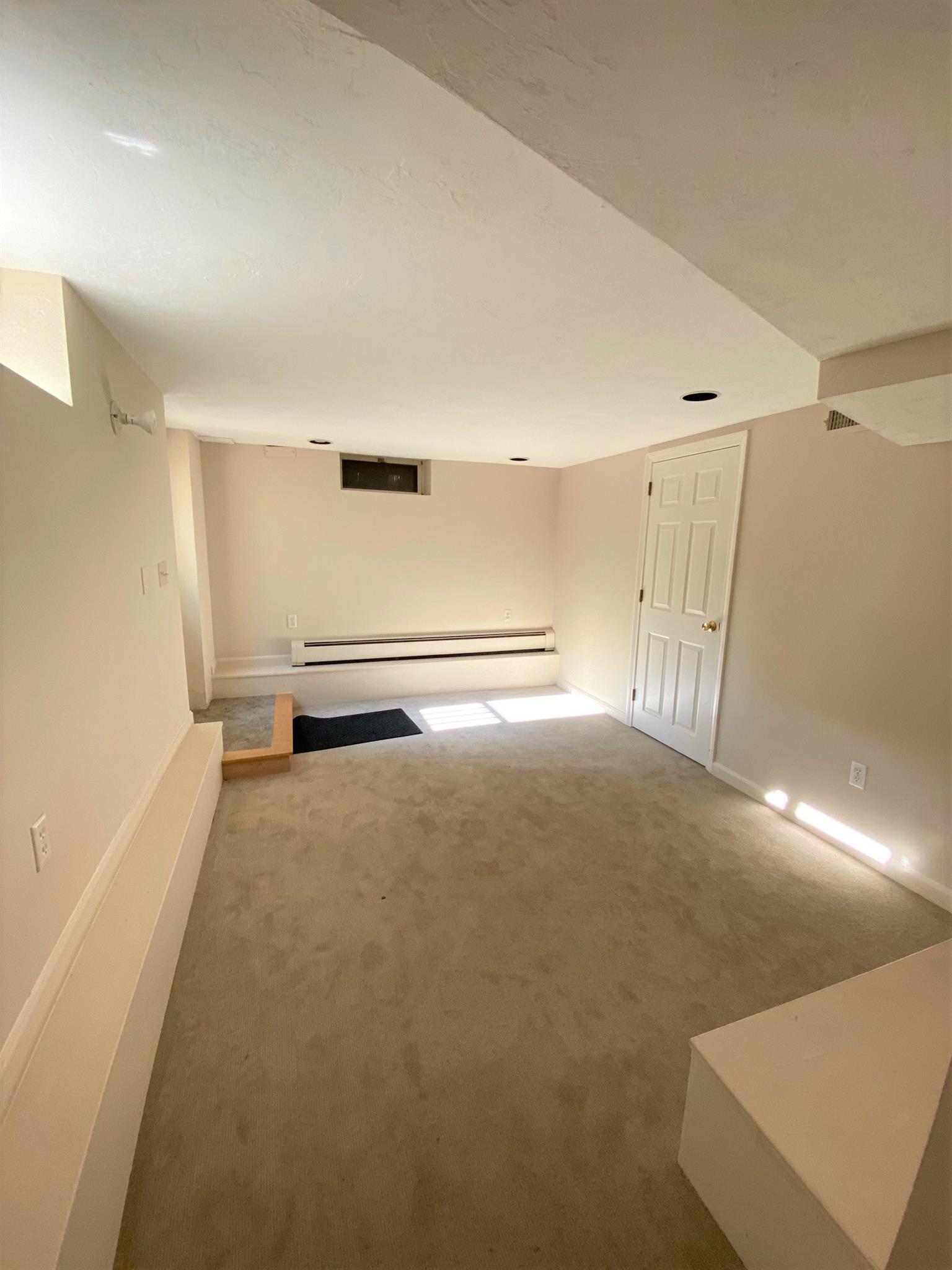 259 Mount Auburn St, Harvard Square