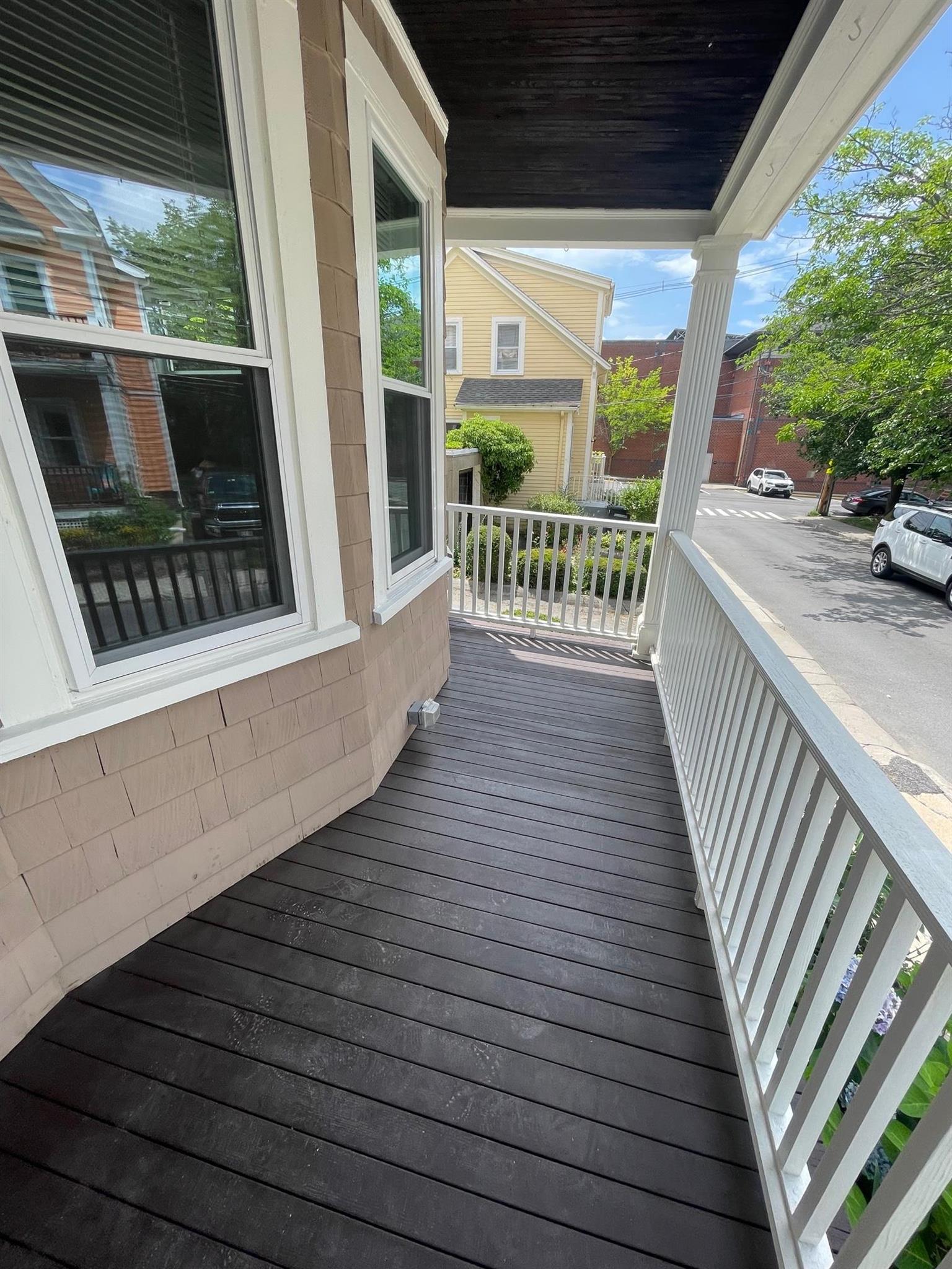 26 Ashland St, Davis Square