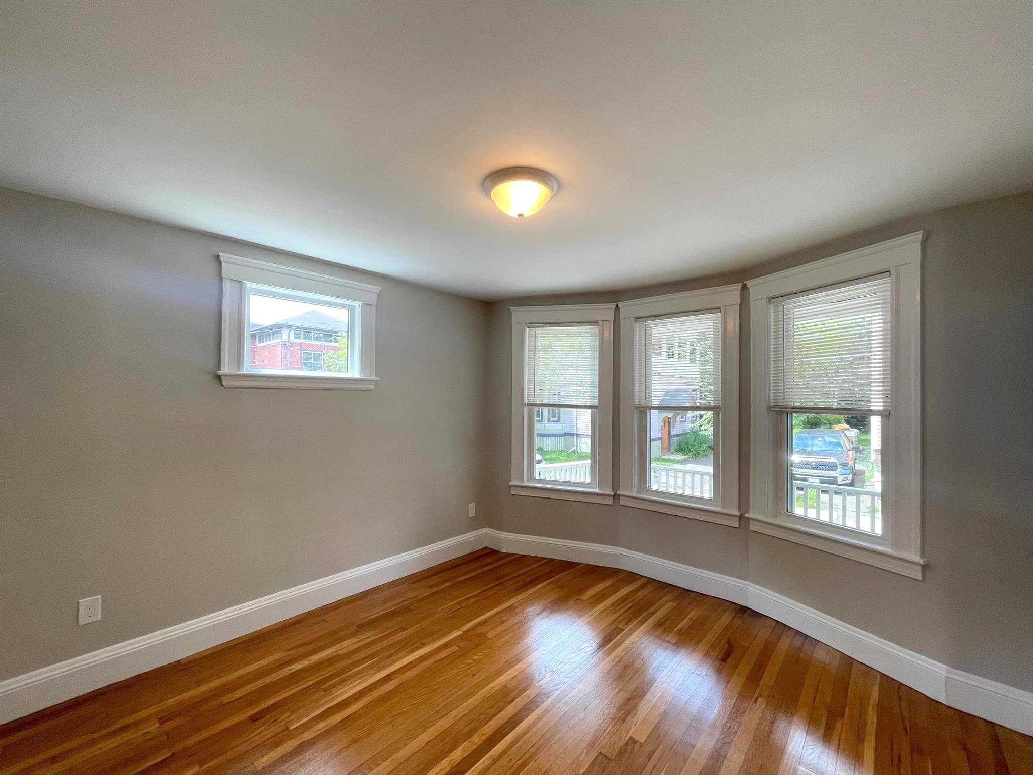 26 Ashland St, Porter Square