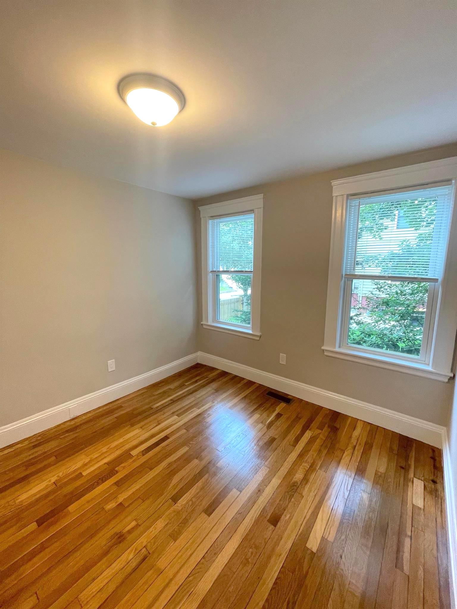 26 Ashland St, Porter Square