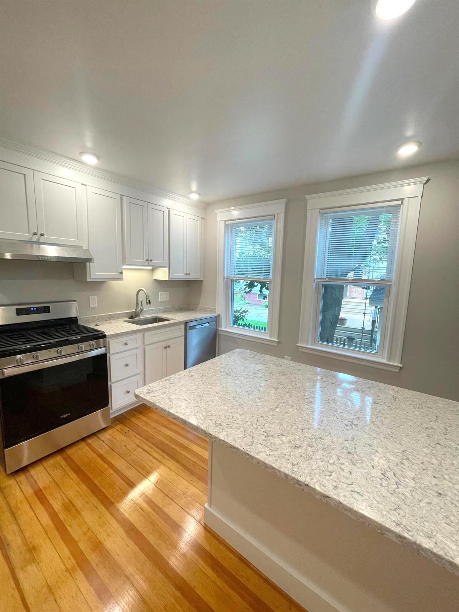 26 Ashland St, Porter Square