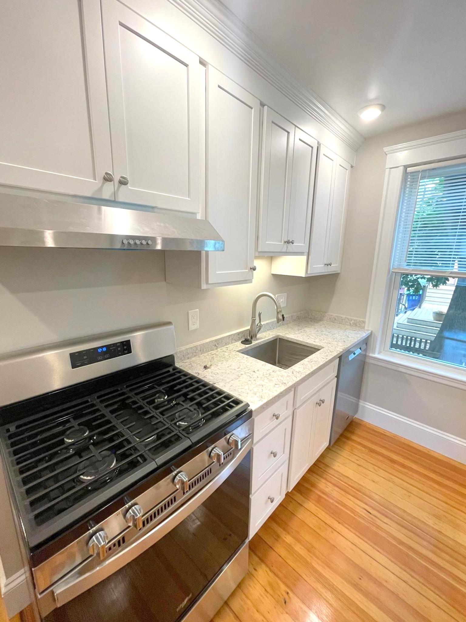 26 Ashland St, Porter Square