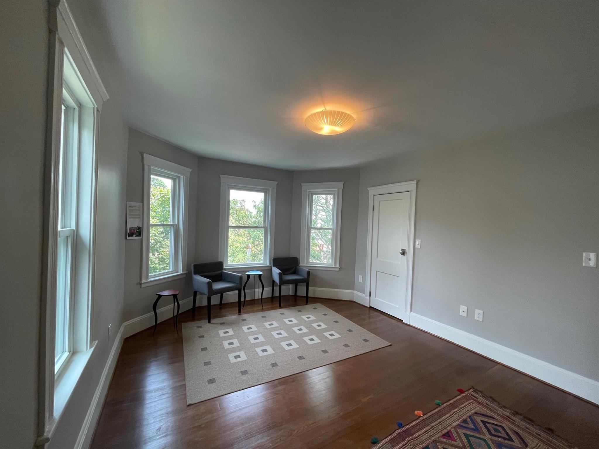 354 Broadway, Magoun Square