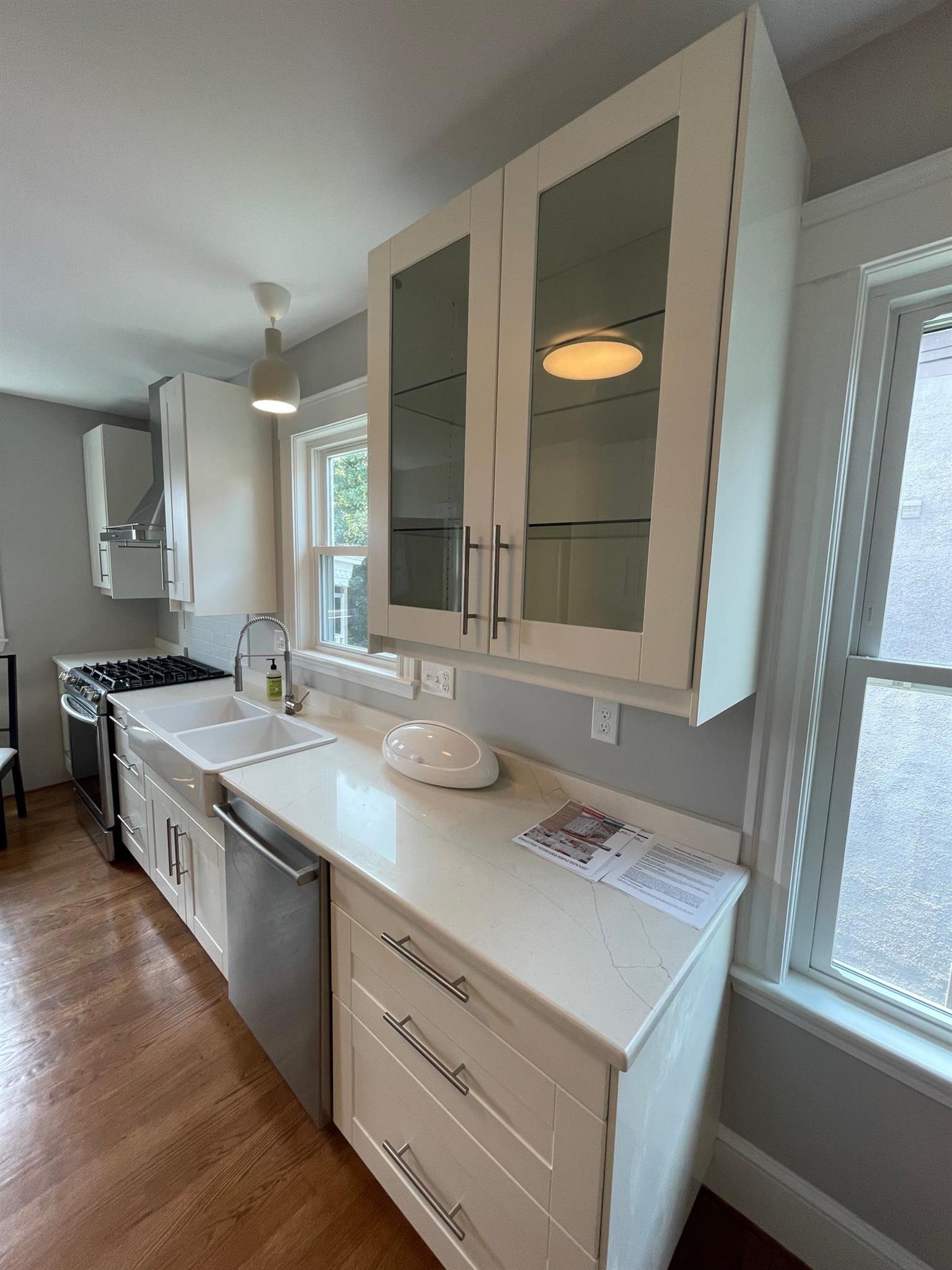 354 Broadway, Magoun Square