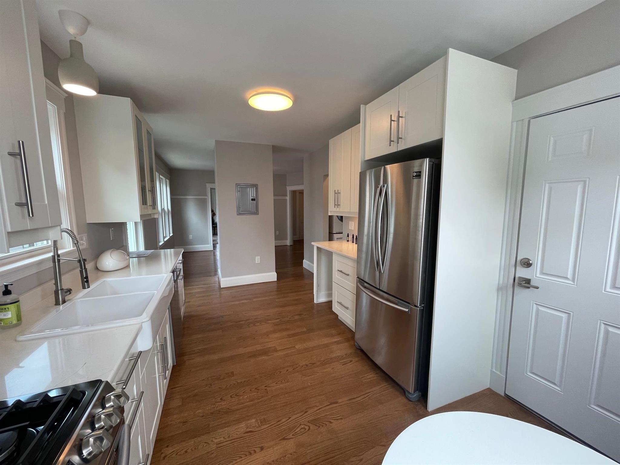 354 Broadway, Magoun Square