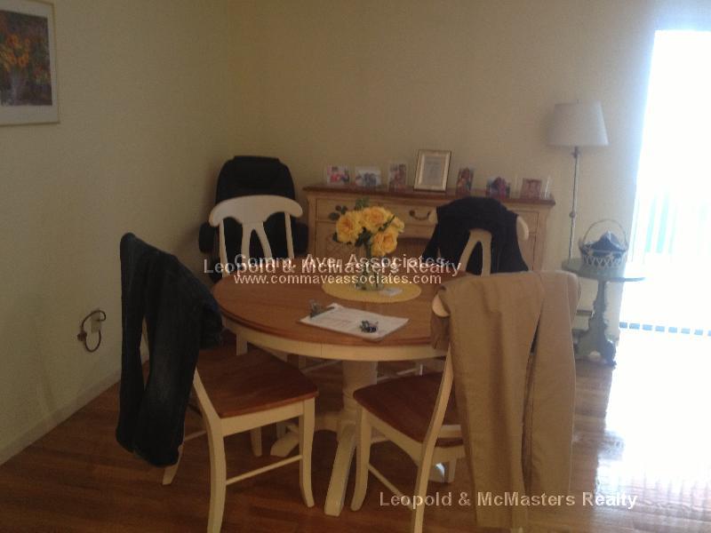 320 Hammond Pond Pkwa, Chestnut Hill