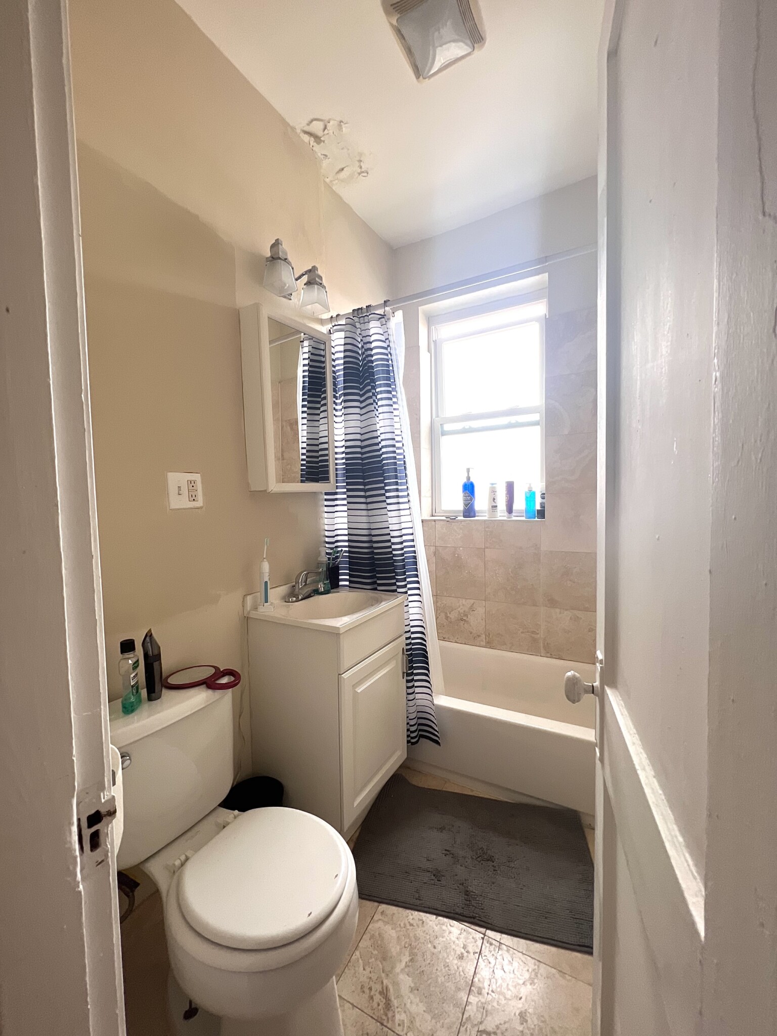 321 Summit Ave,, Brighton