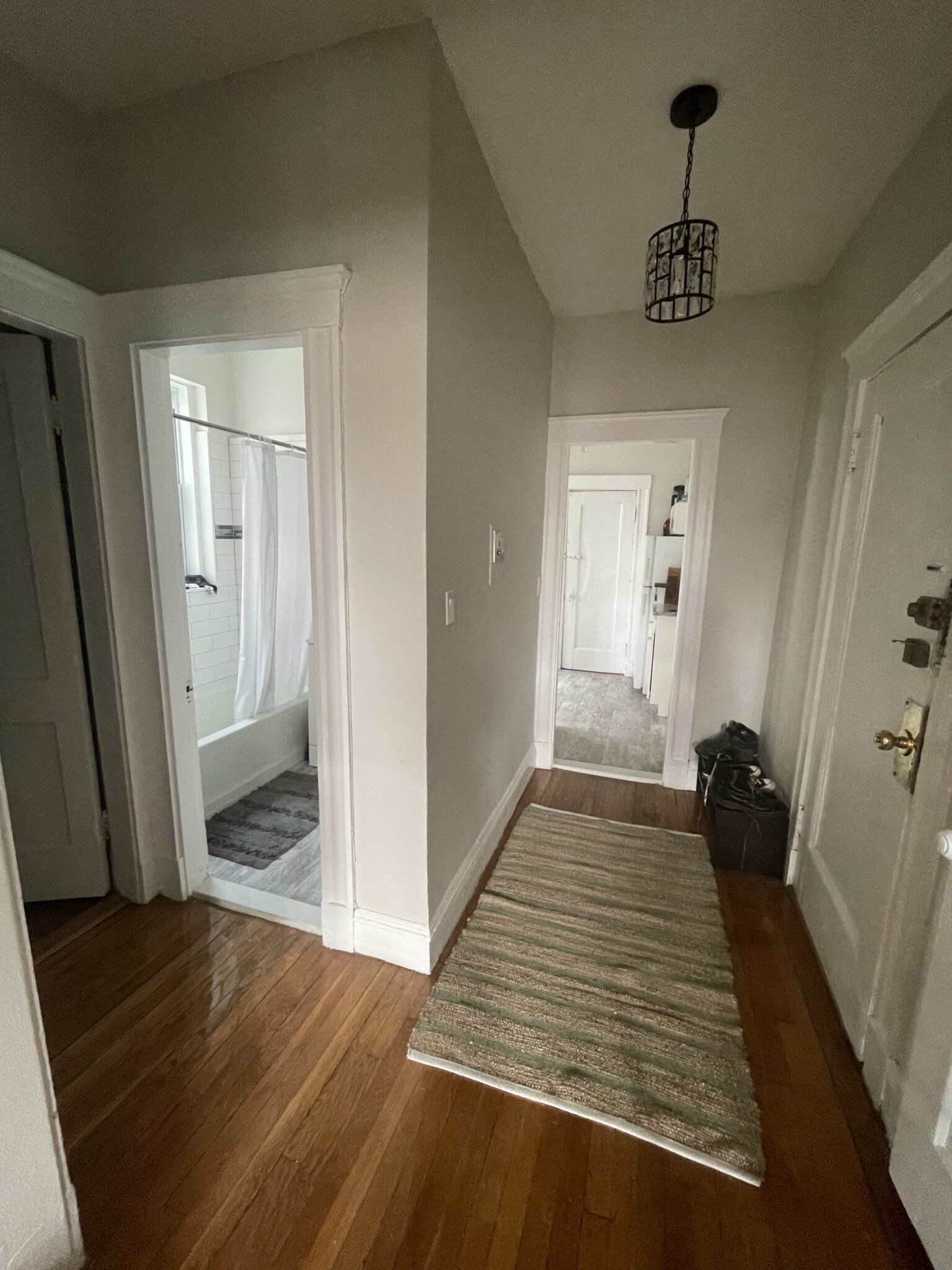 321 Summit Ave, Brighton