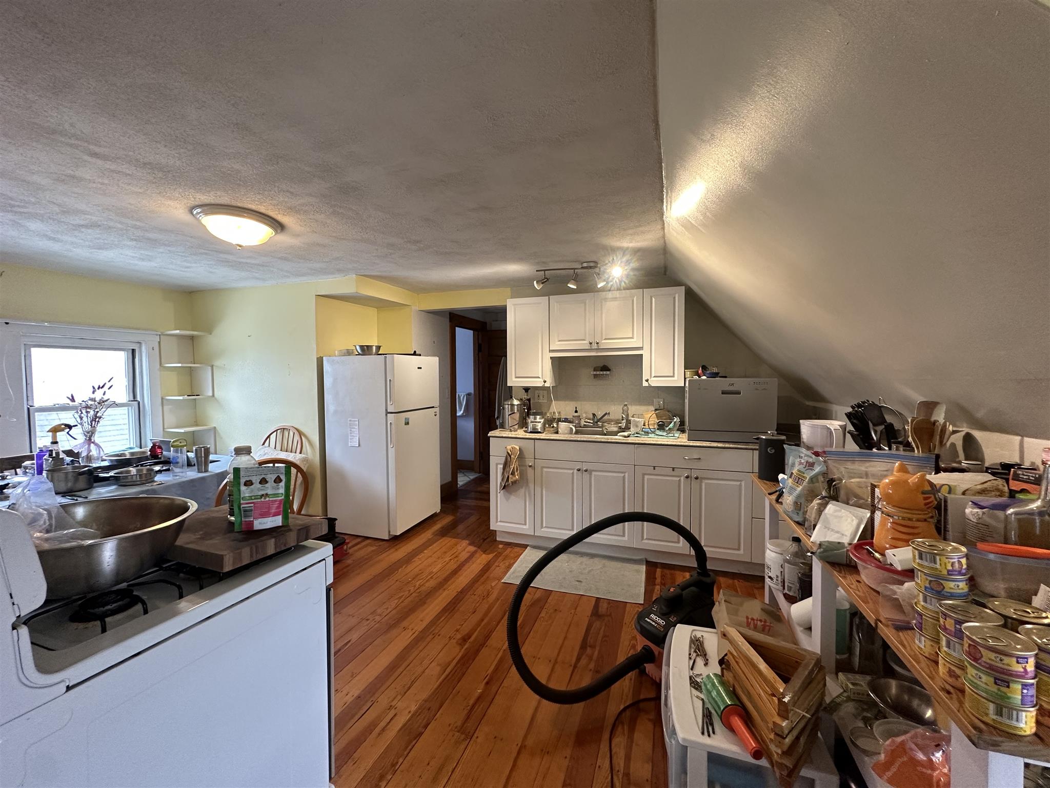 74 Prentiss St, Watertown