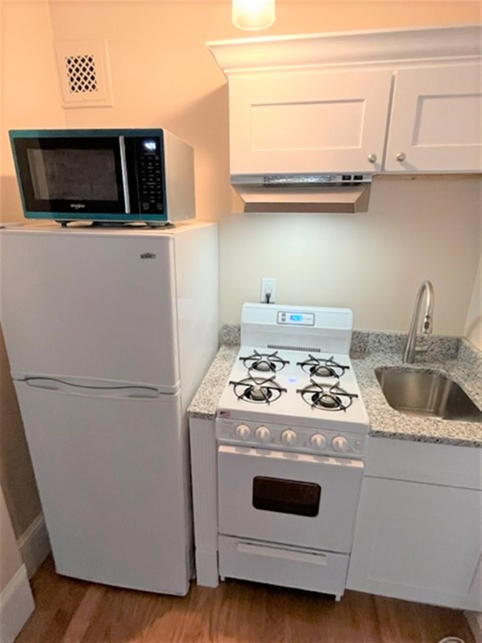 888 Massachusetts Ave, Central Square