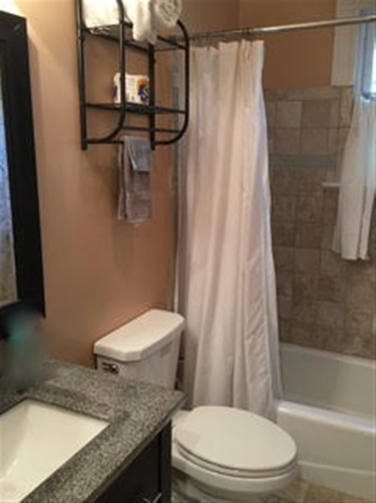 51 Lopez St, Cambridgeport