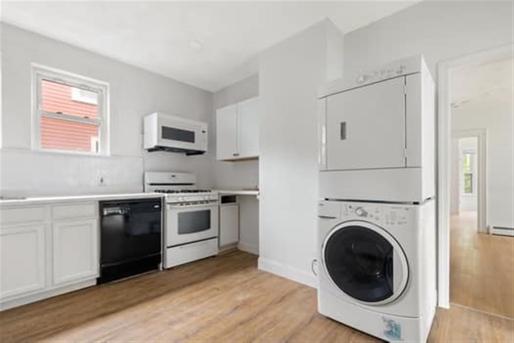 10 Ashland St, Porter Square