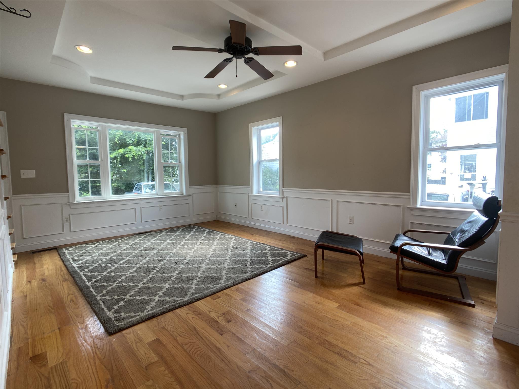 9 Winthrop Ct, Medford