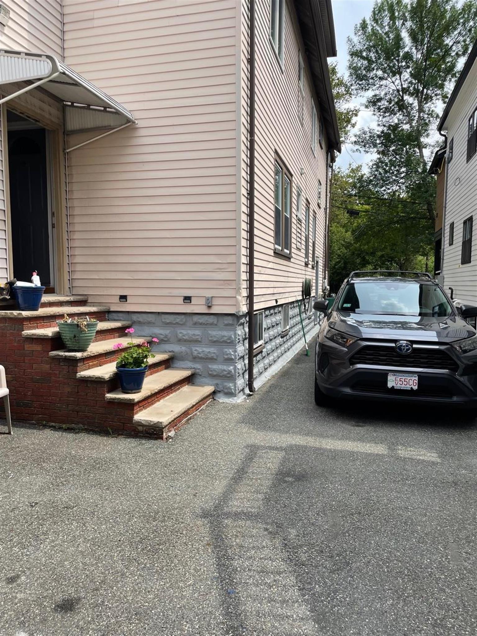 33 Lafayette St, Arlington