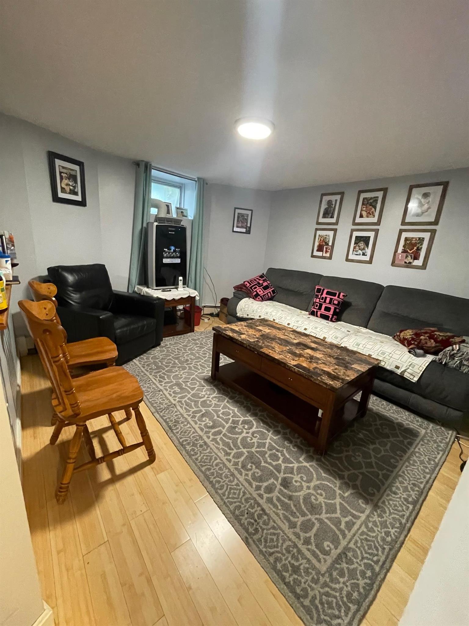 48 River St, Arlington