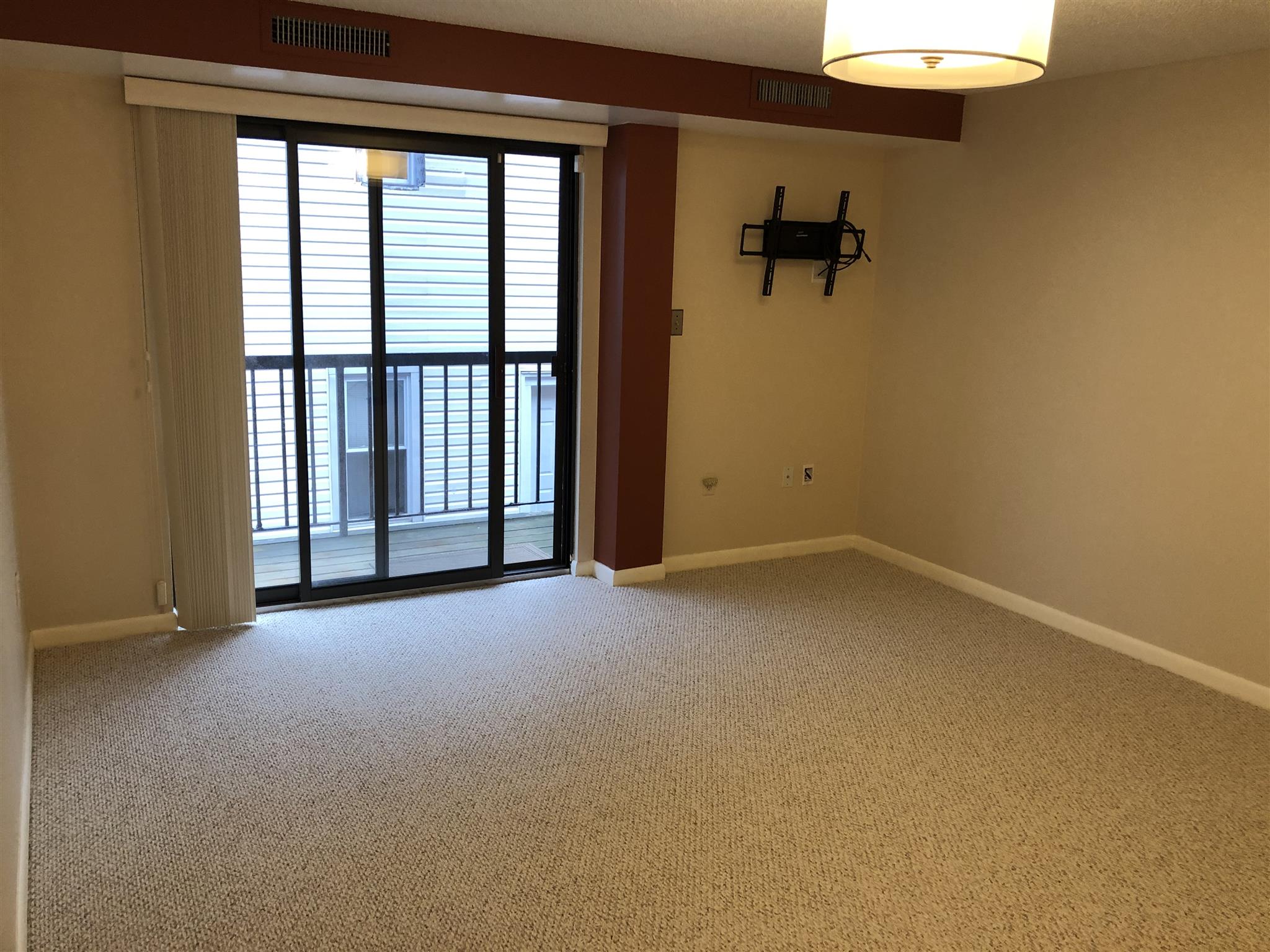 23 Elm St, Davis Square