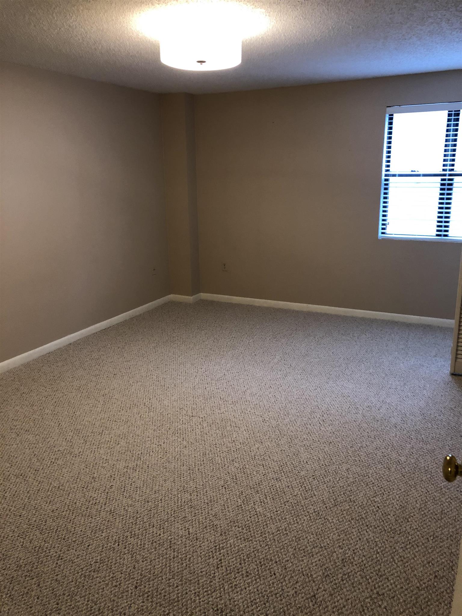 23 Elm St, Davis Square