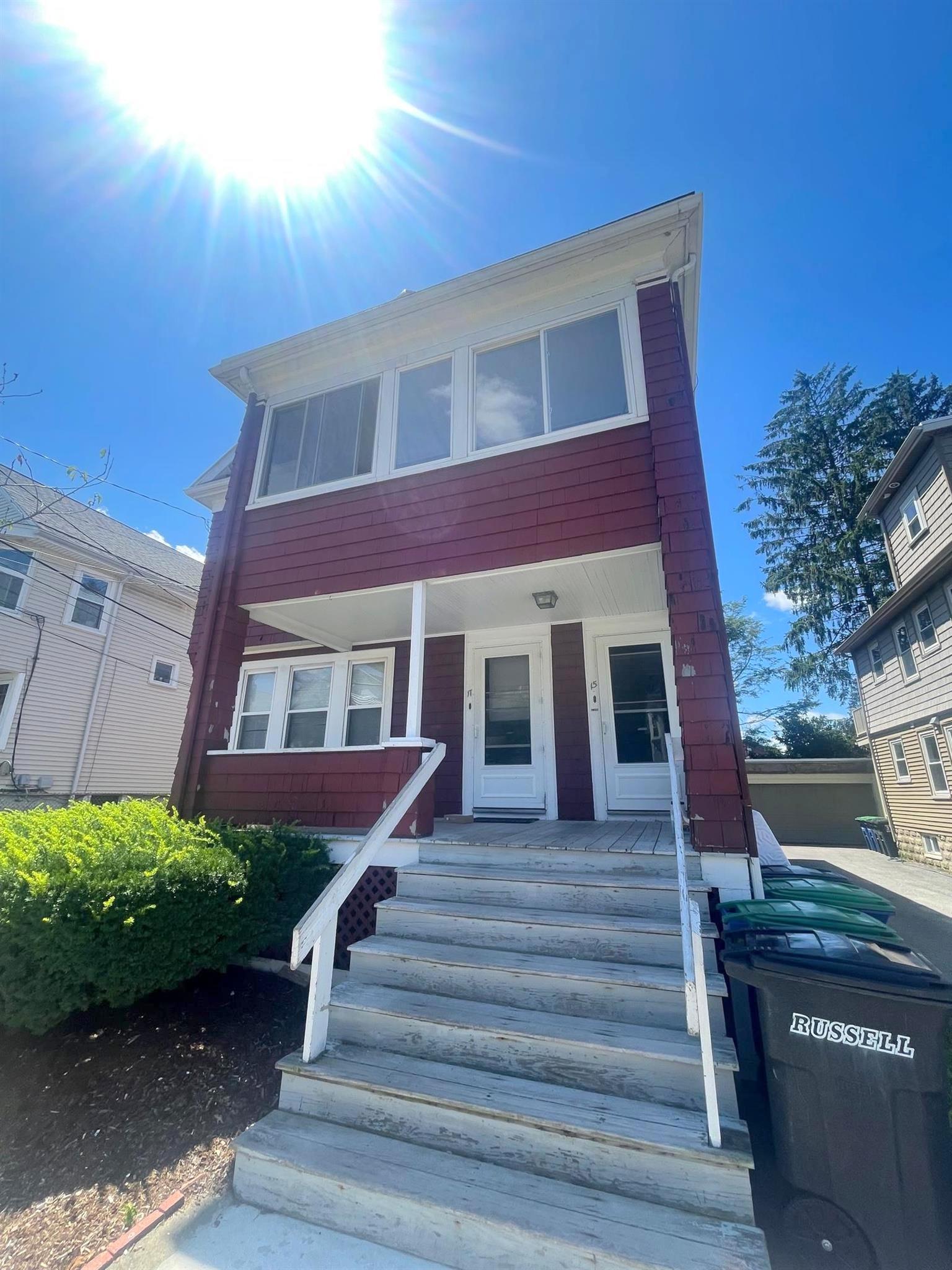 17 Irvington Rd, West Somerville