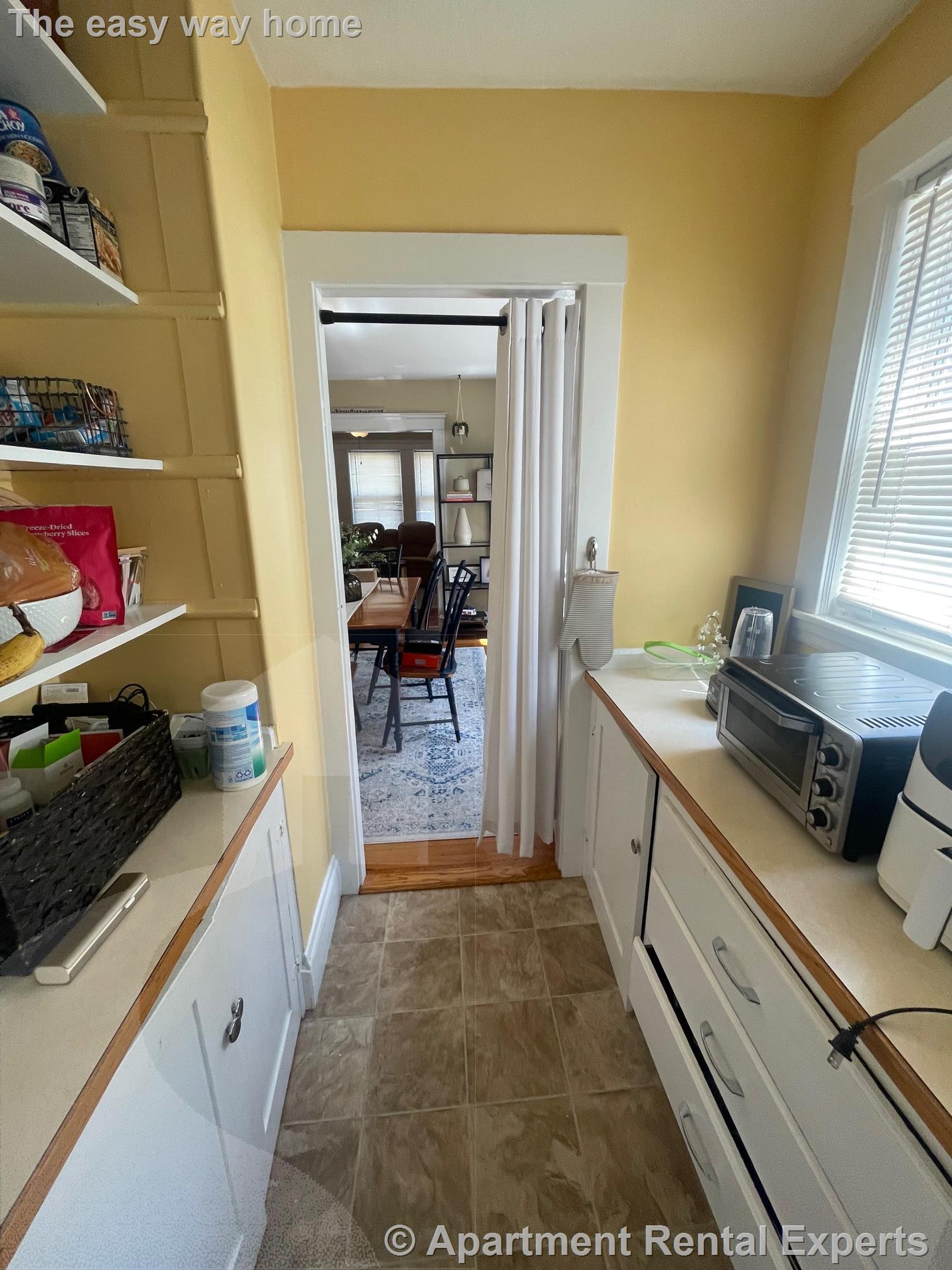 17 Irvington Rd, West Somerville