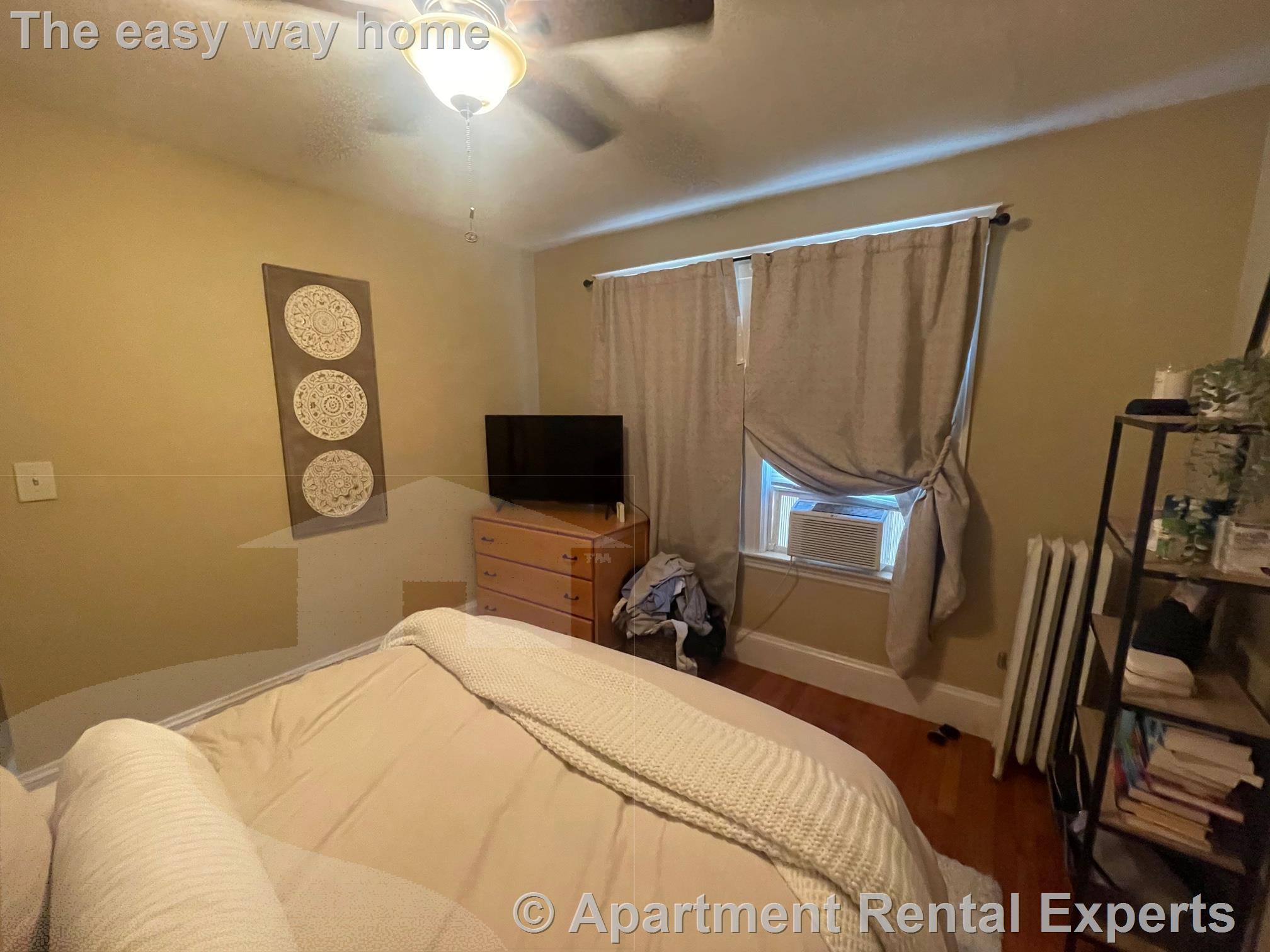 17 Irvington Rd, West Somerville