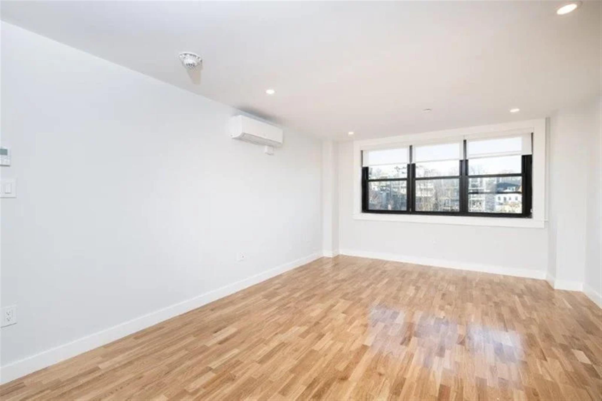 1410 Columbia Rd, South Boston