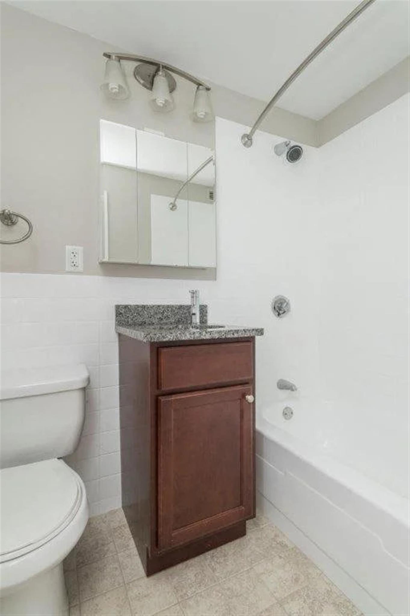 1410 Columbia Rd, South Boston