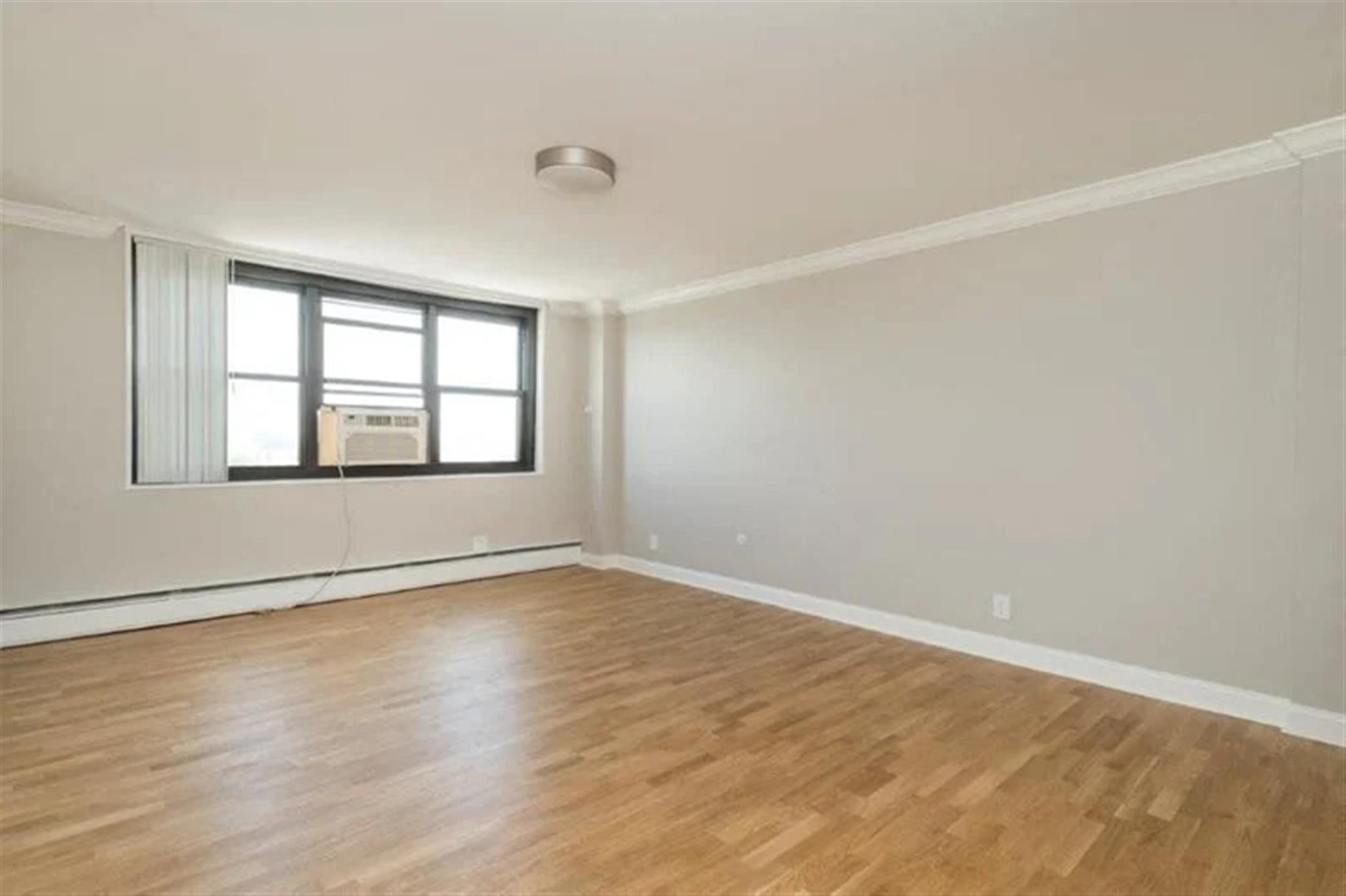 1410 Columbia Rd, South Boston