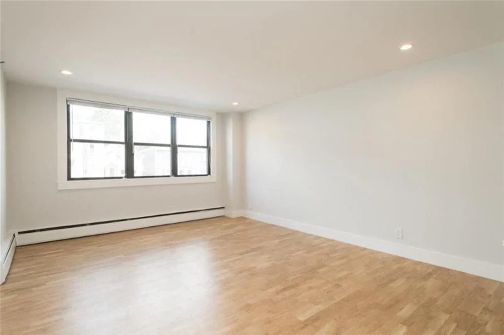 1410 Columbia Rd, South Boston