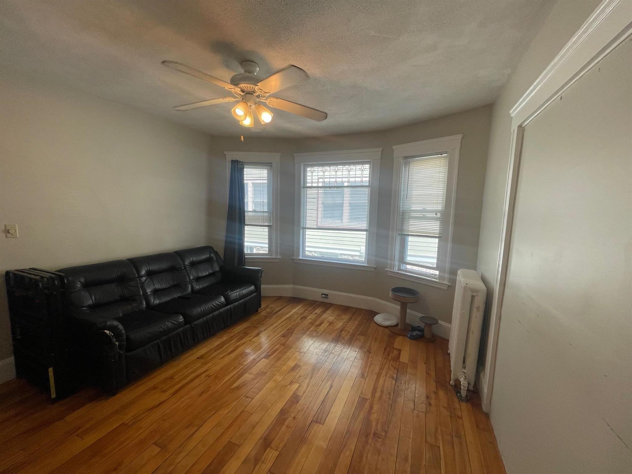 127 Adams St, Teele Square