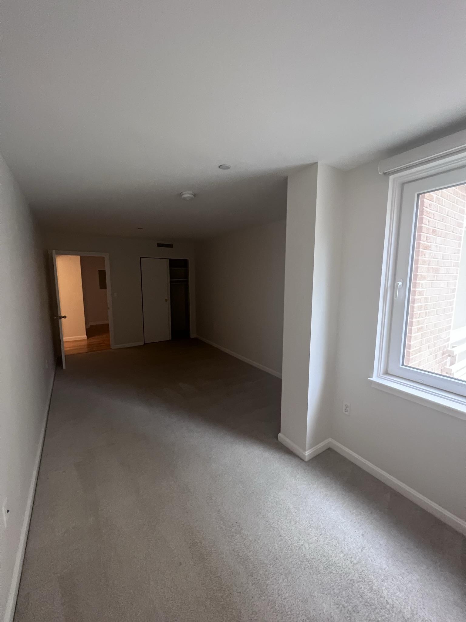 1008 Massachusetts Ave, Harvard Square