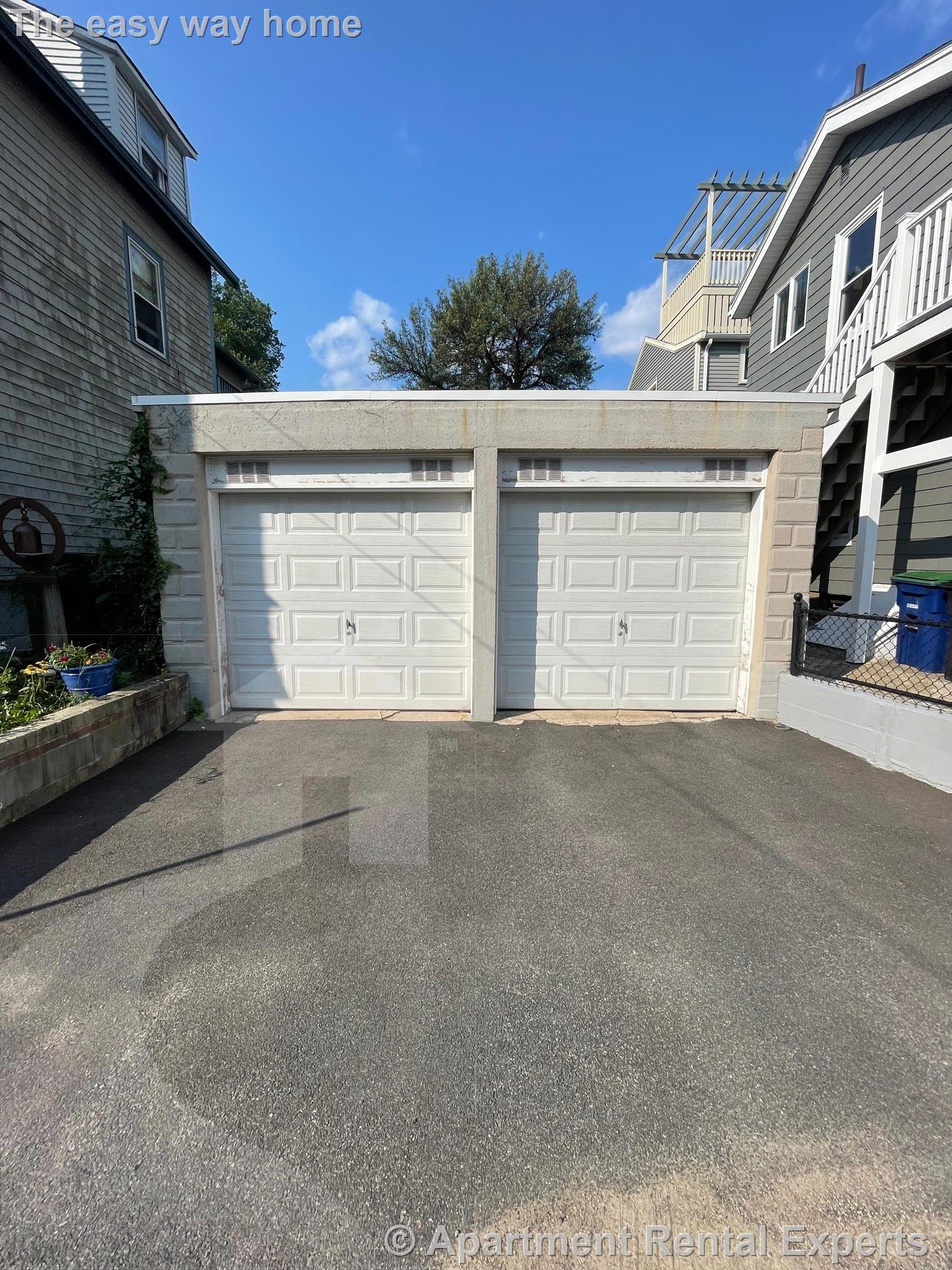 16 Porter, Porter Square