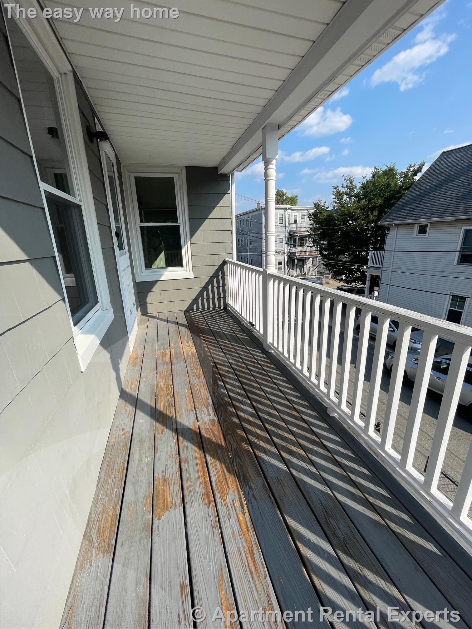 16 Porter, Porter Square