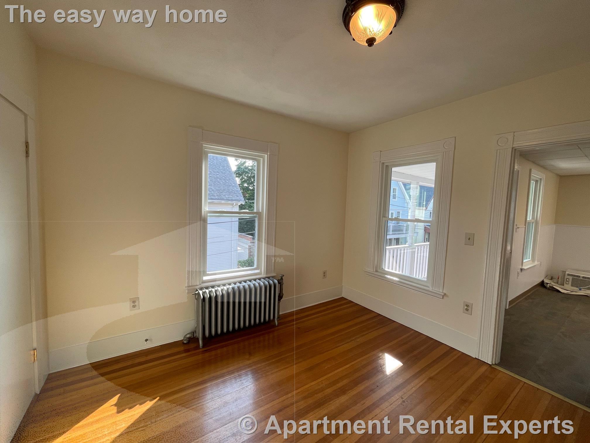 16 Porter, Porter Square