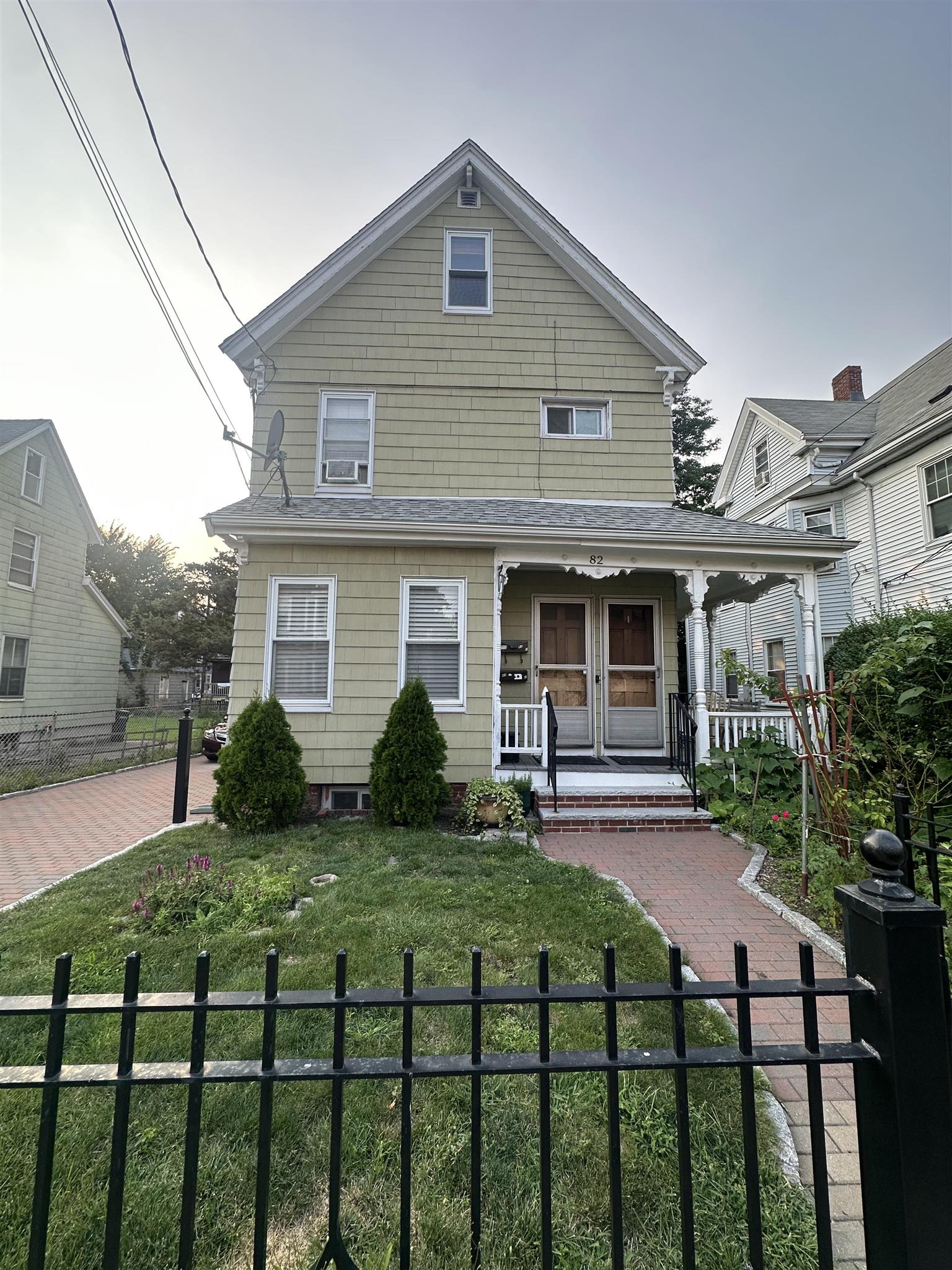 82 Wheatland St, Somerville