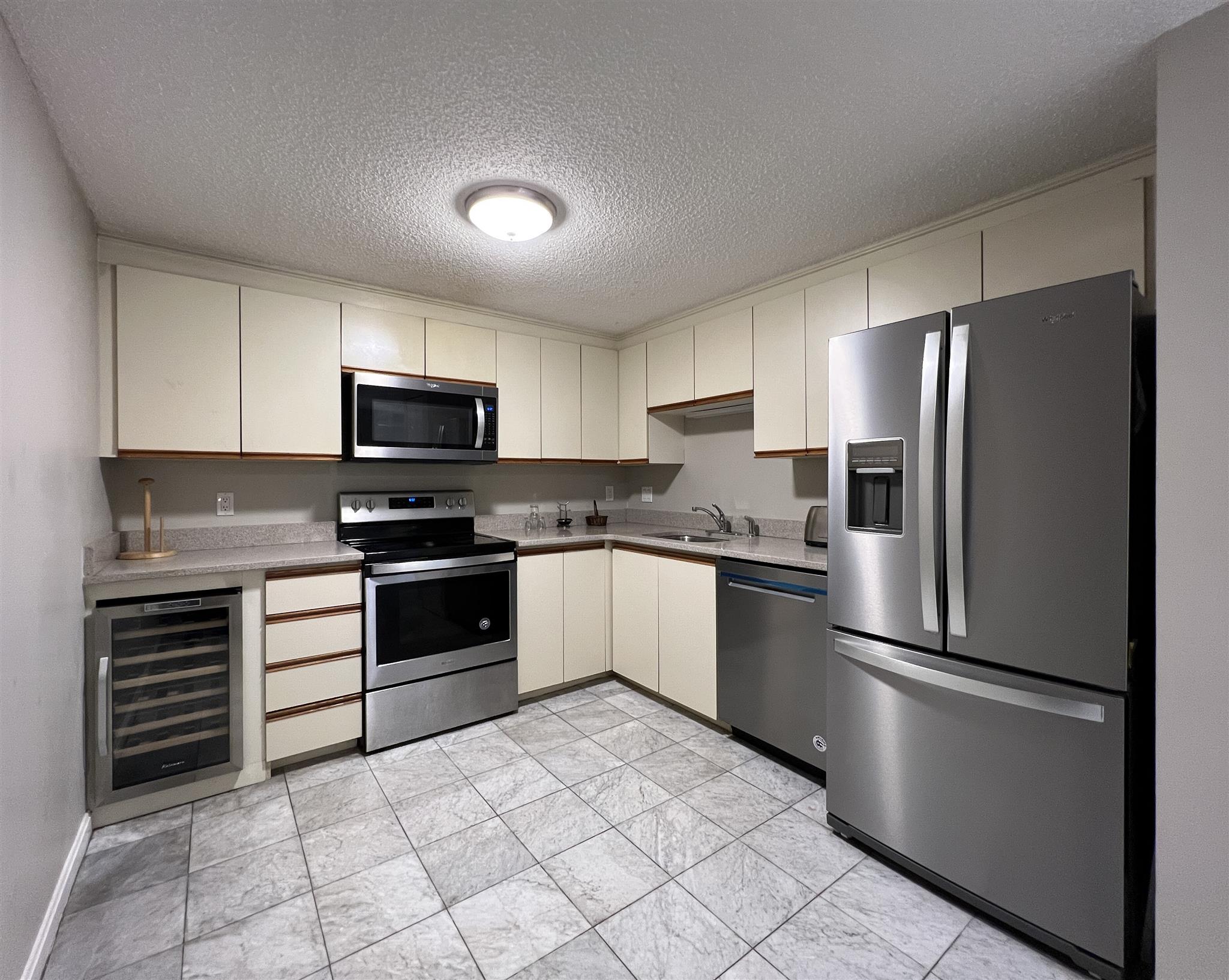 30 Revere Beach Pkwy, Wellington