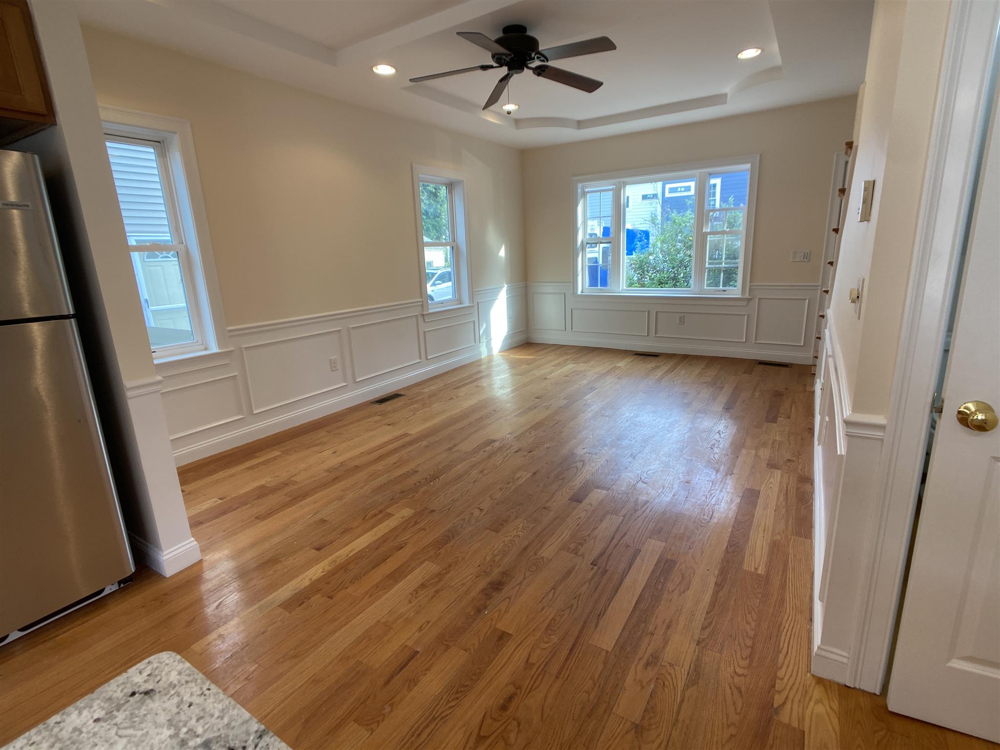 9 Winthrop Cr, Medford