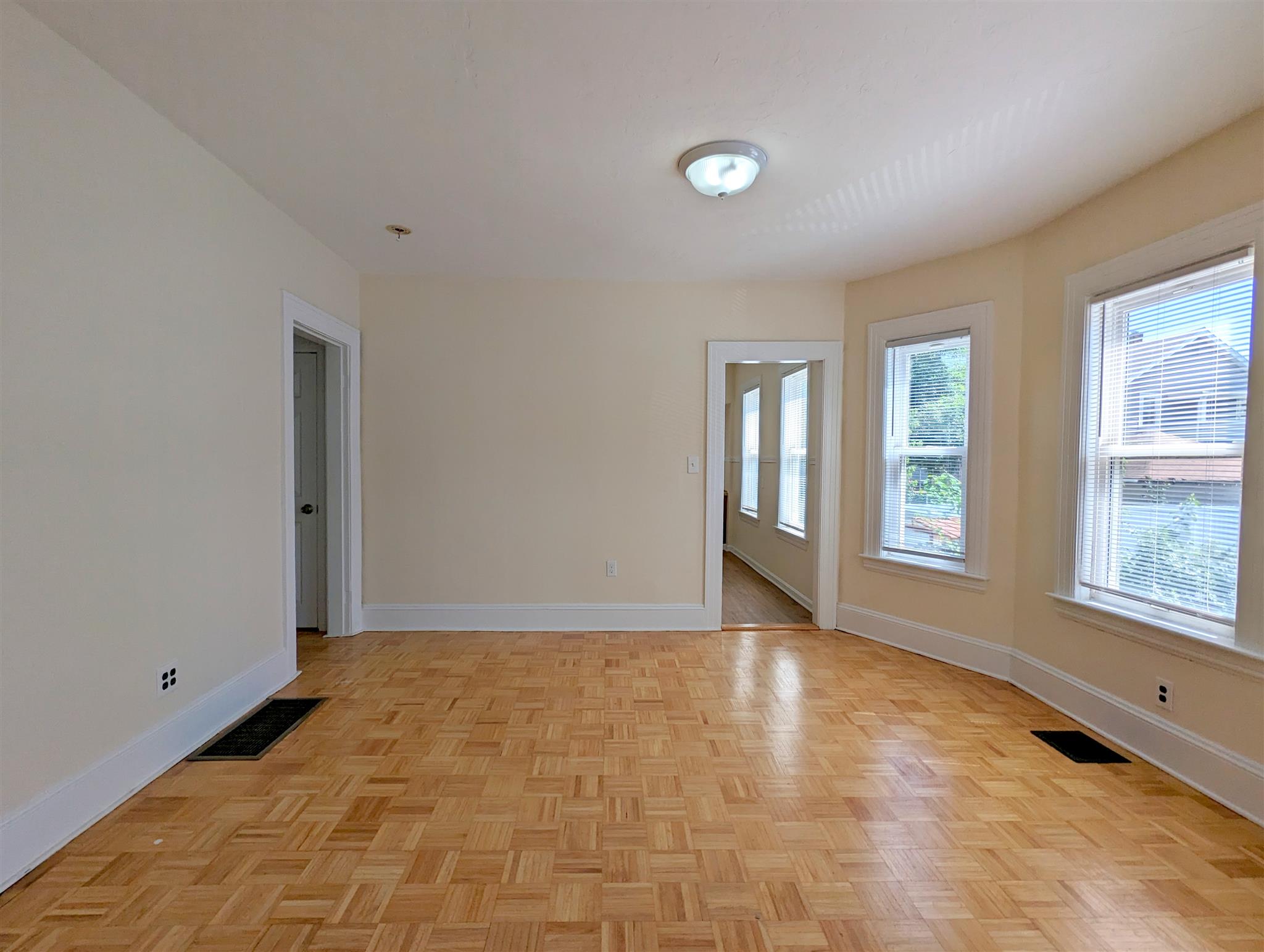 91 Madison Ave, Everett