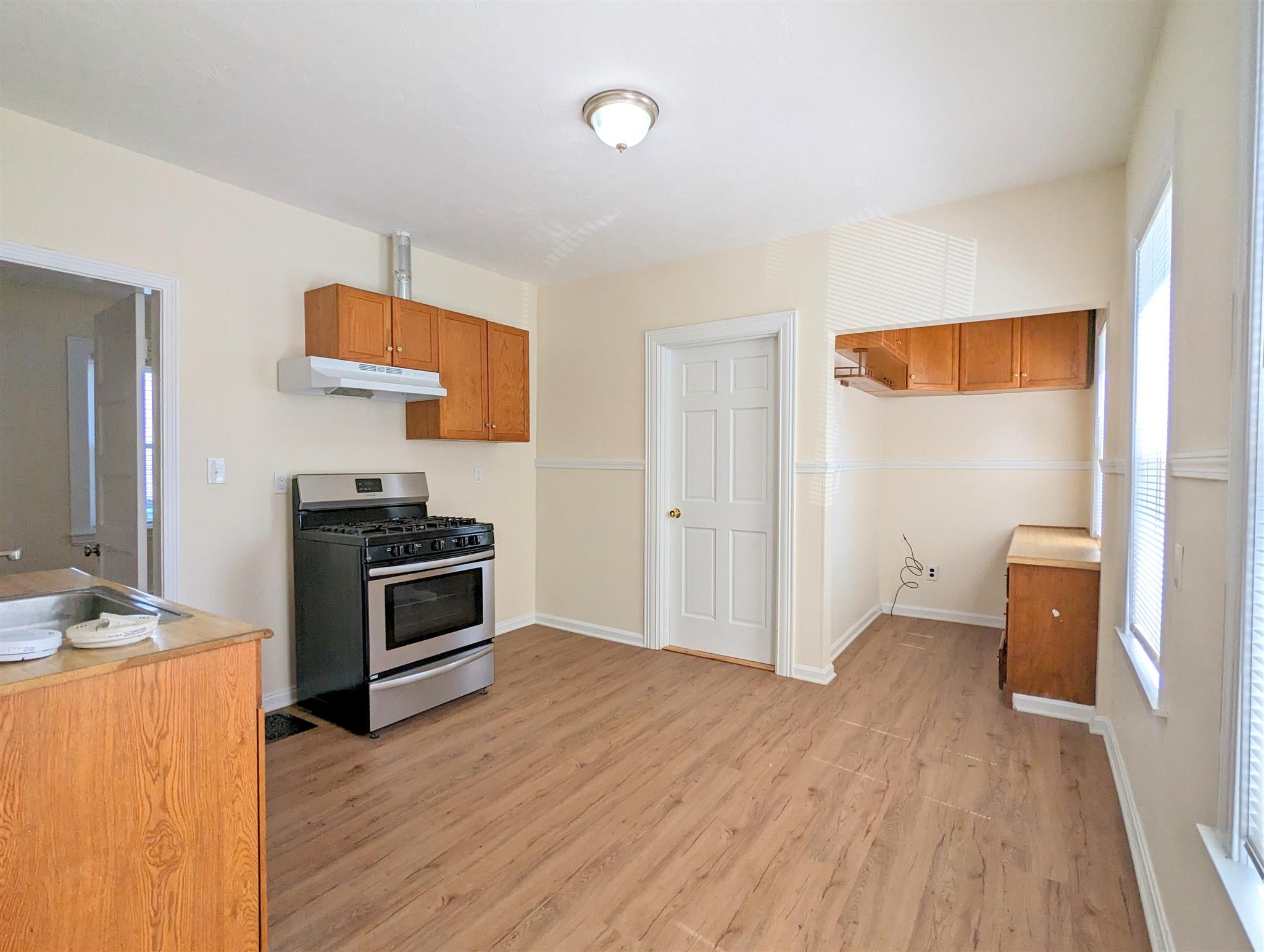 91 Madison Ave, Everett