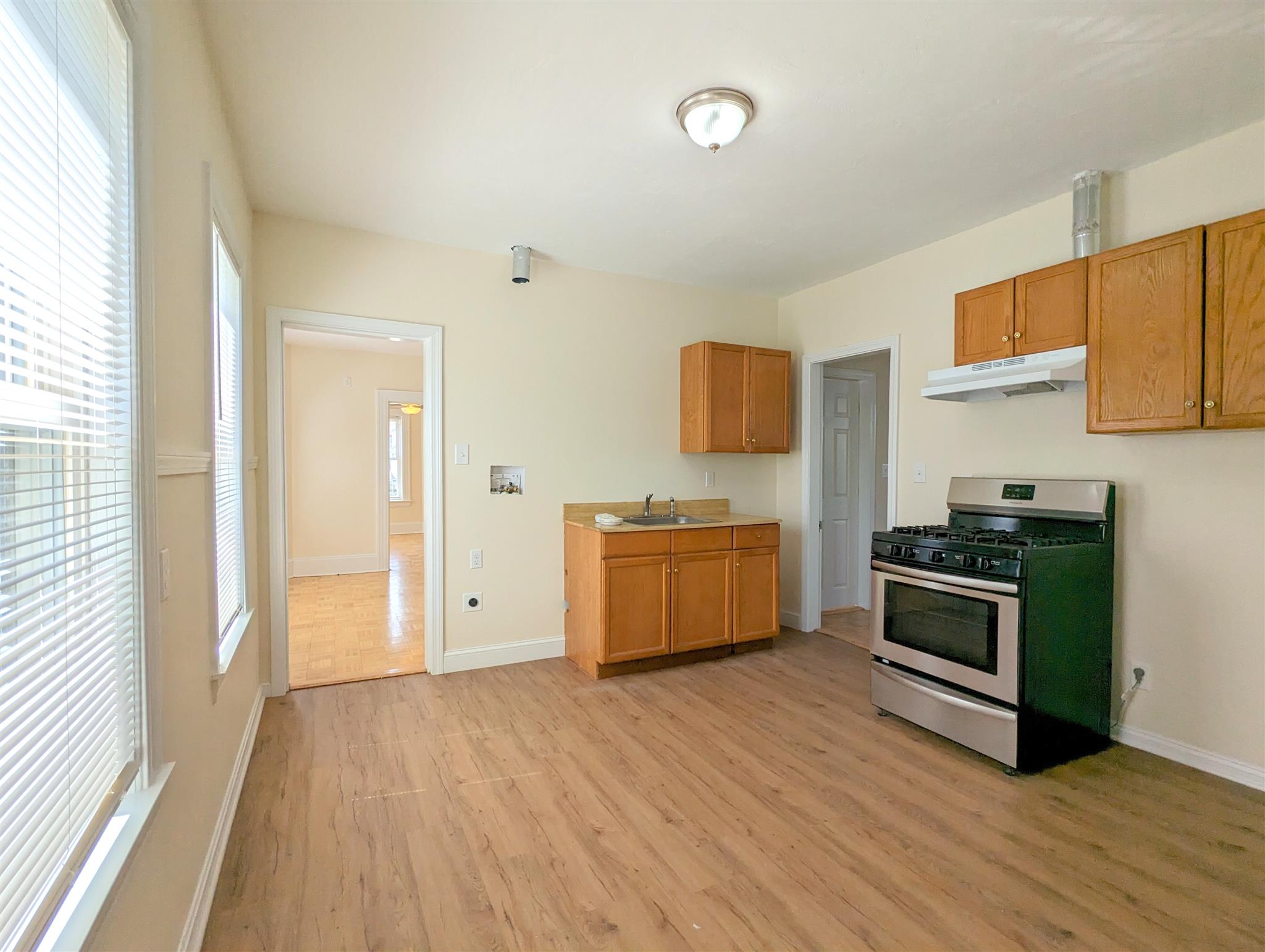 91 Madison Ave, Everett