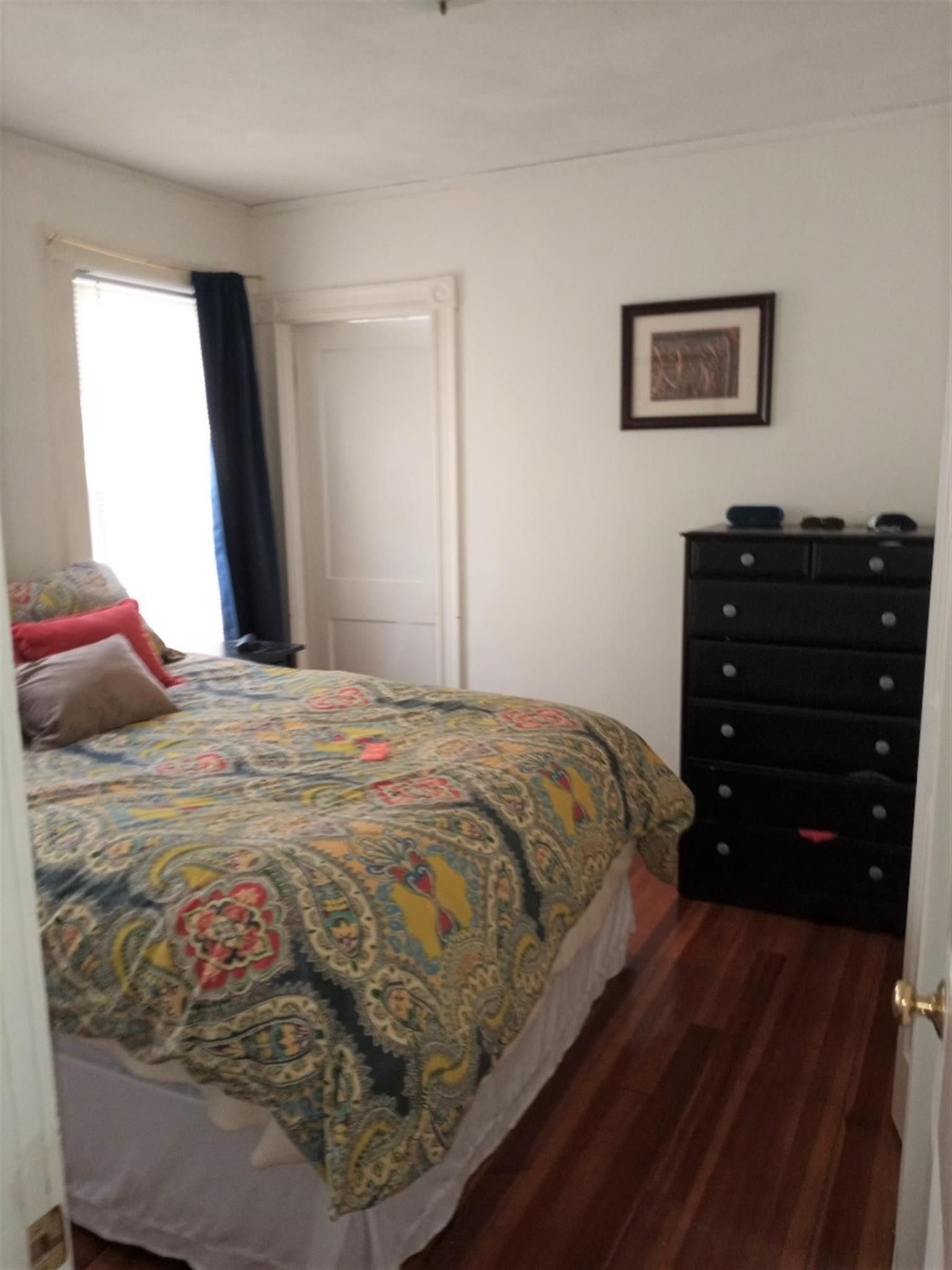 138 North, Teele Square