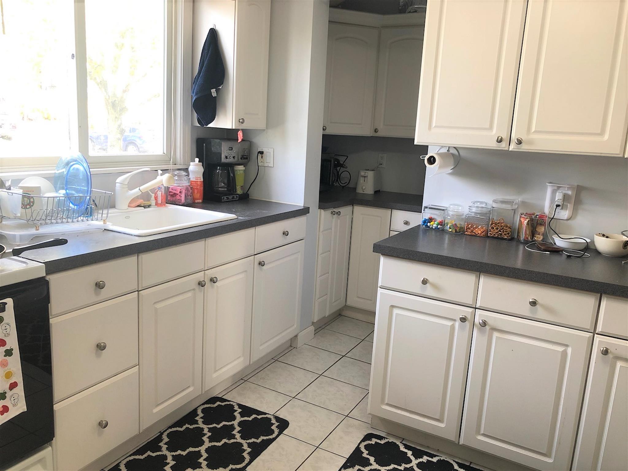 138 North, Teele Square