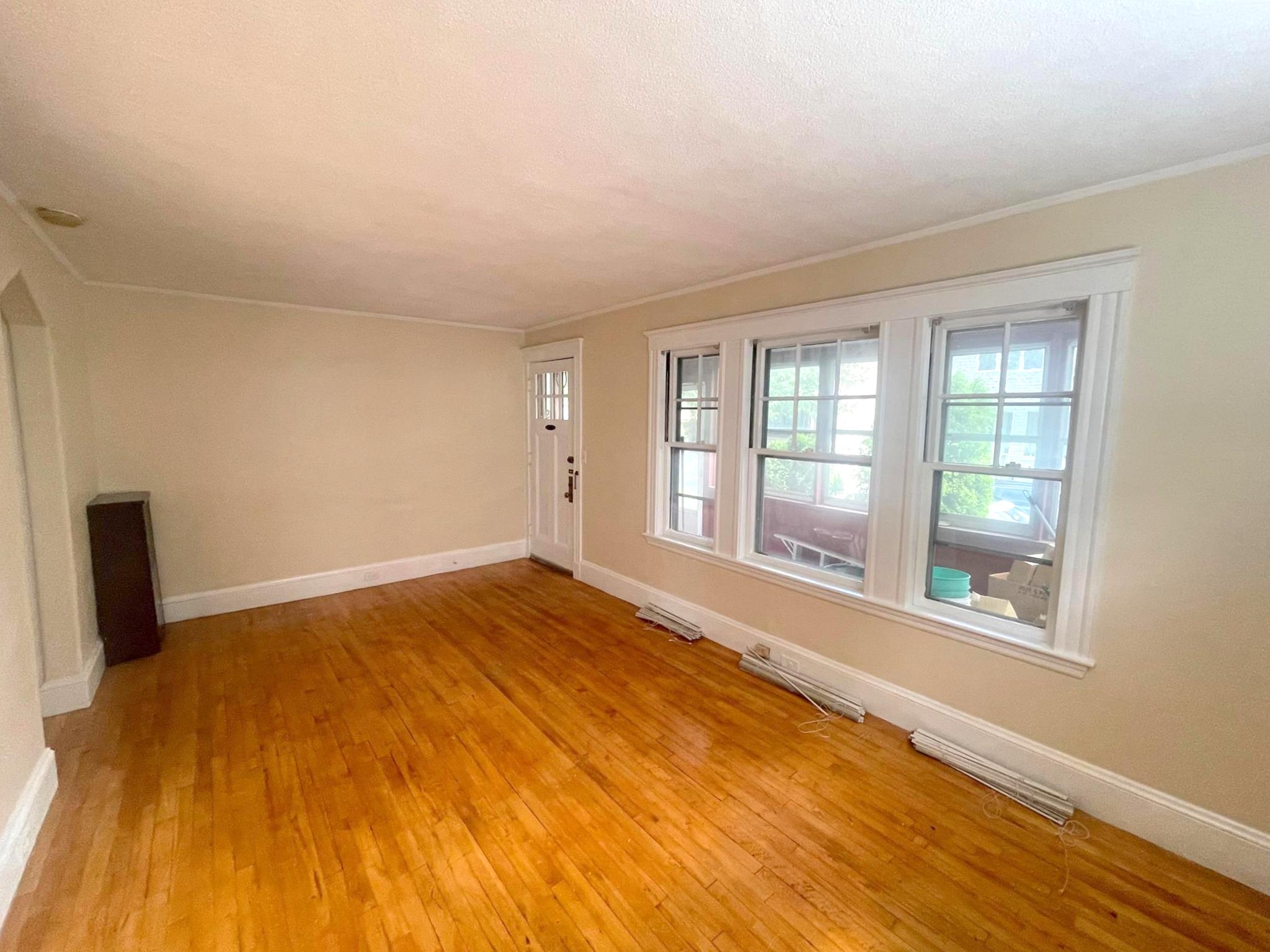 19 Corinthian Rd, Davis Square