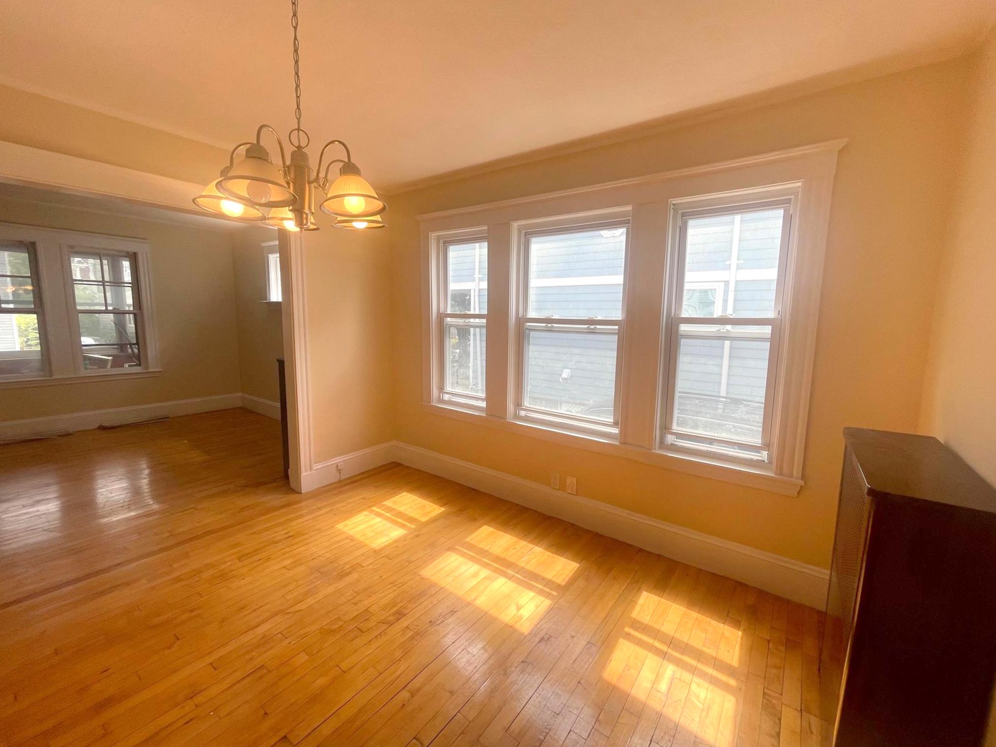 19 Corinthian Rd, Davis Square