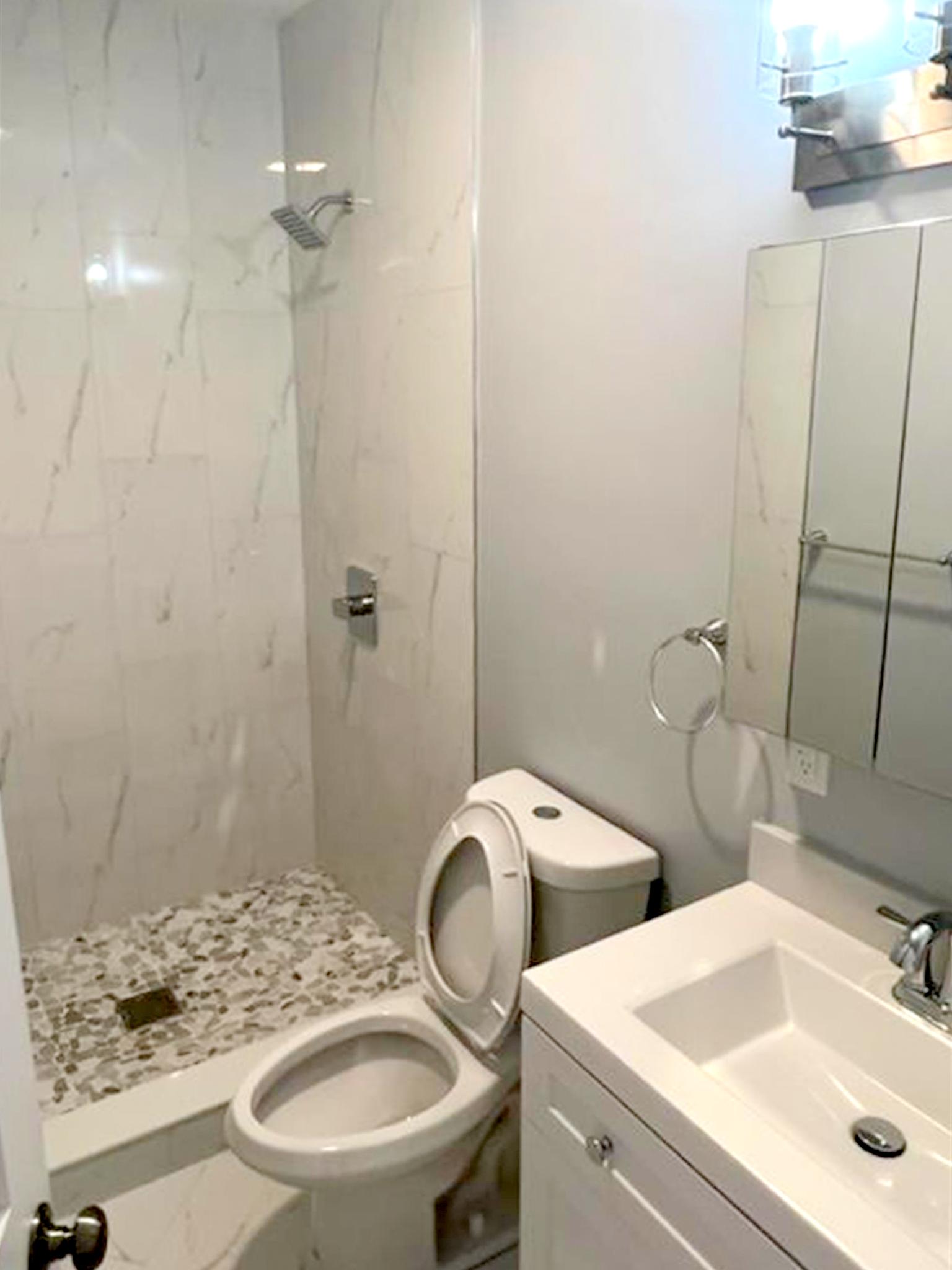 33 Raymond Ave, Teele Square