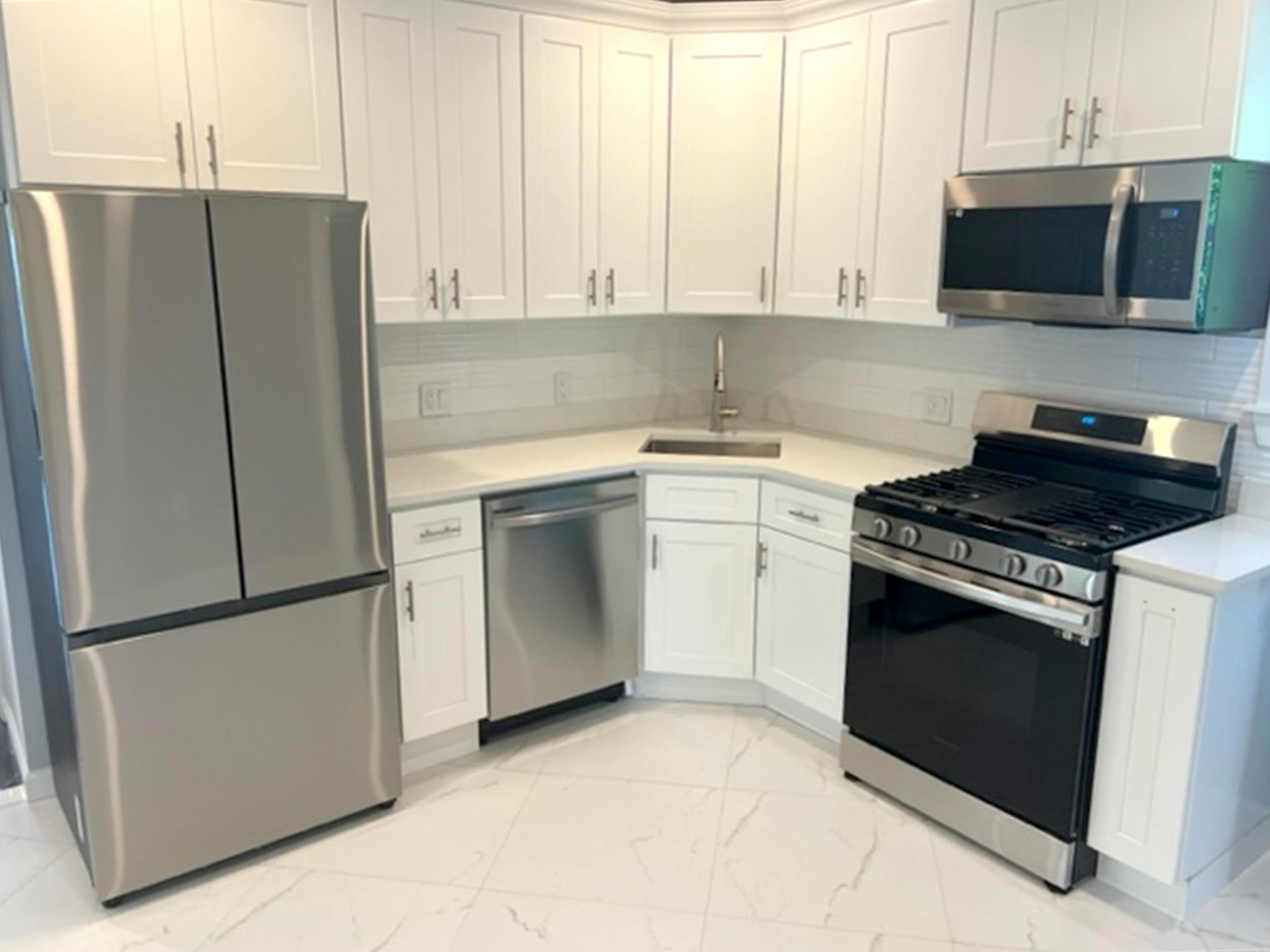 33 Raymond Ave, Teele Square