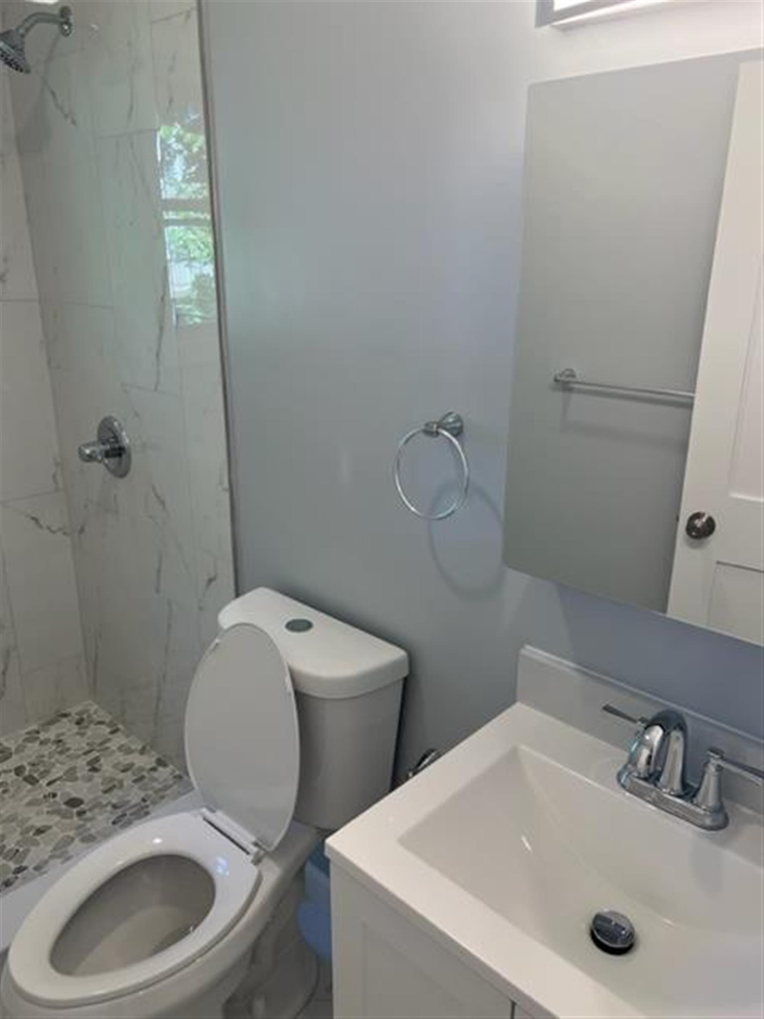 31 Raymond Ave, Davis Square