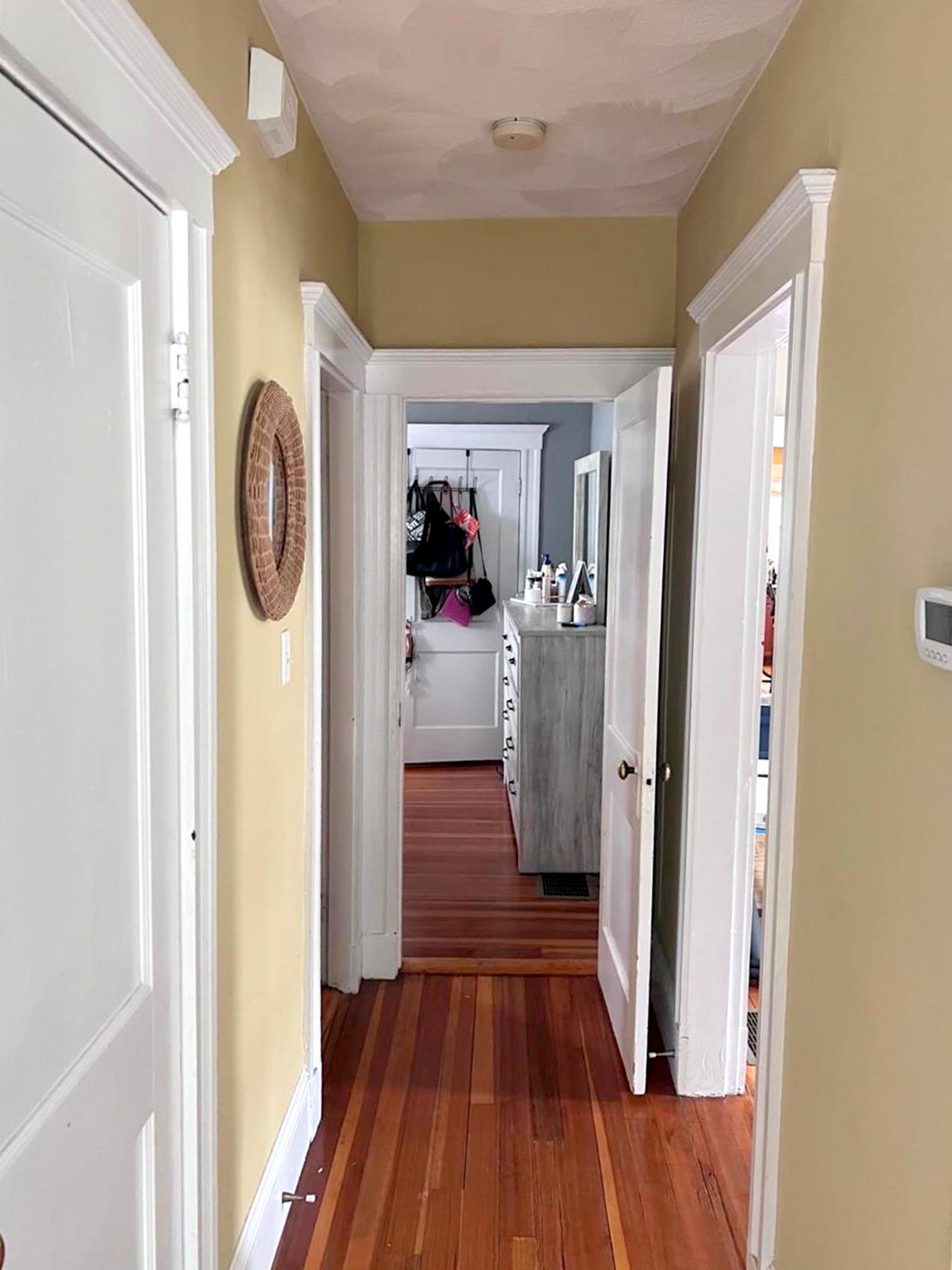 977 Broadway, Davis Square