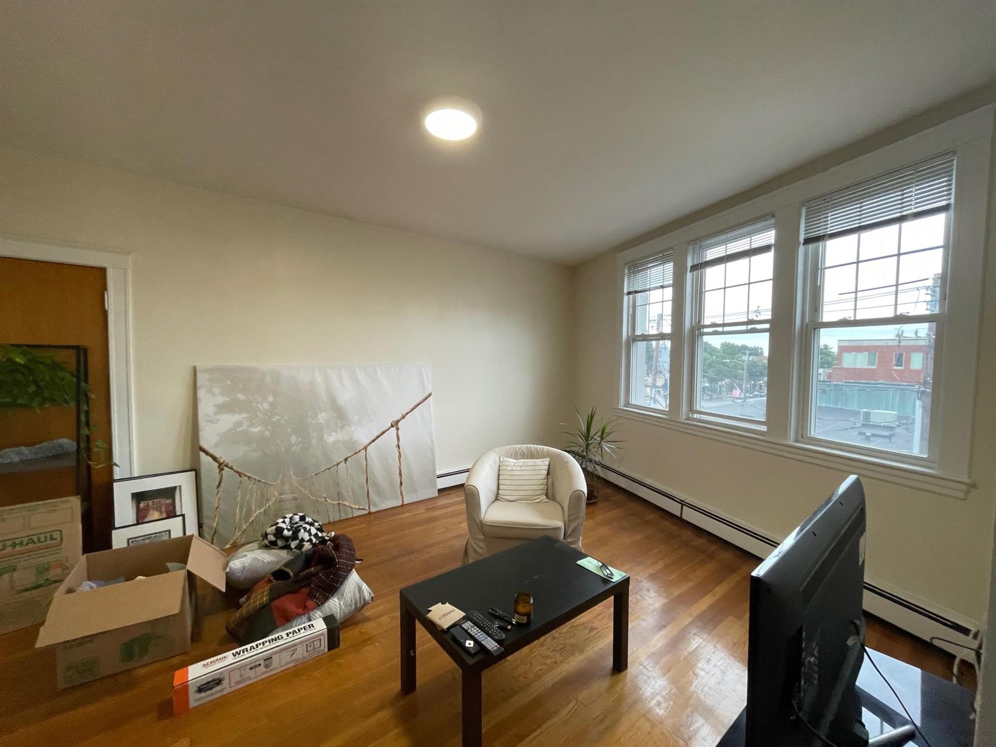 206 Massachusetts Ave, Arlington