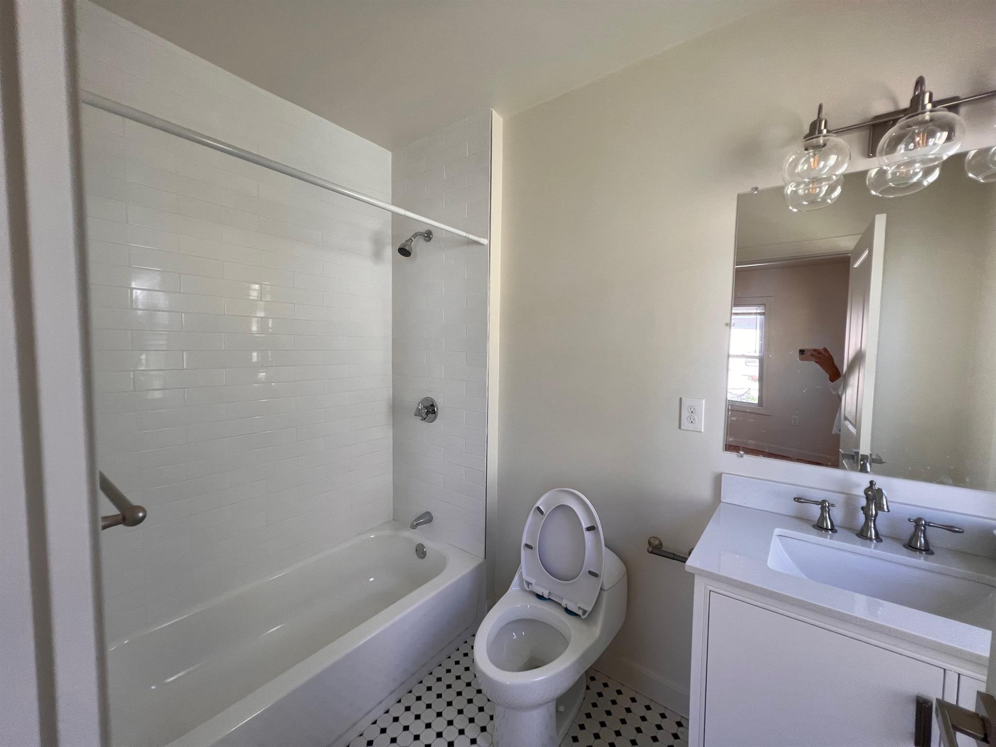 9 Bartlett St, Winter Hill