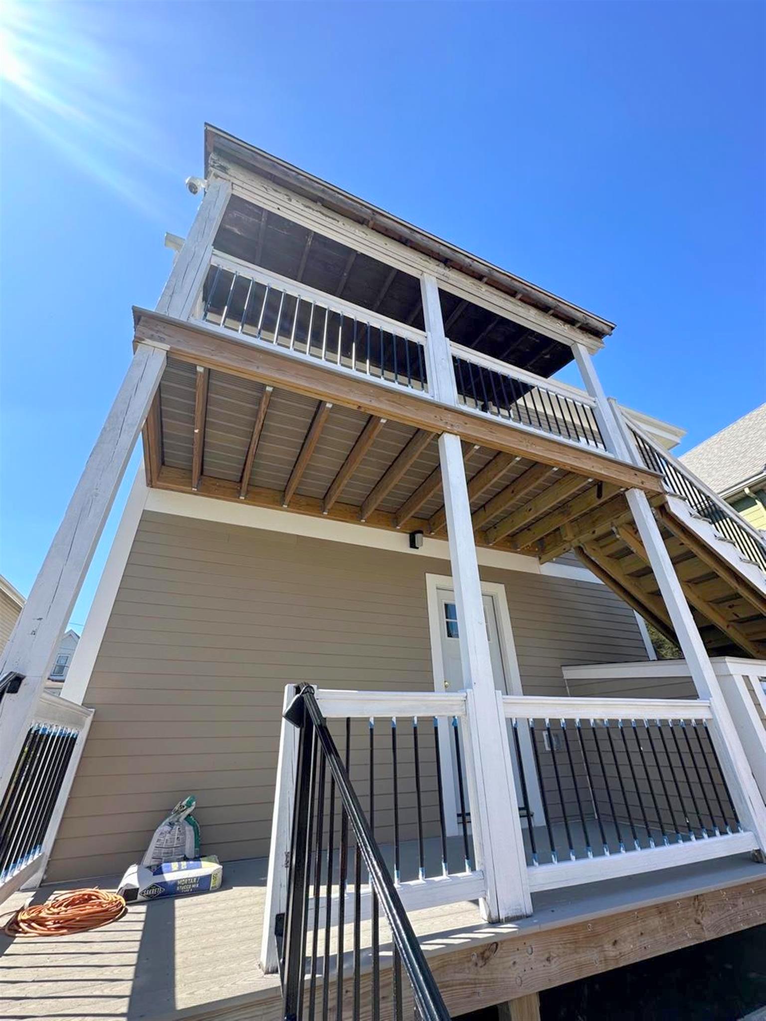 9 Bartlett St, Magoun Square